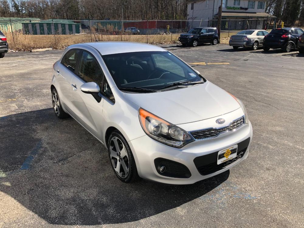 2012 Silver Kia Rio (KNADN5A34C6) with an 4-Cyl, 1.6 Liter engine, Automatic, 6-Spd w/Overdrive transmission, located at 341 N White Horse Pike, Lawnside, NJ, 08045, (888) -696, 39.855621, -75.027451 - Photo #0