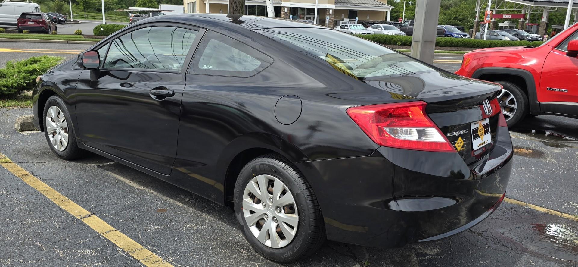 2012 Black Honda Civic LX (2HGFG3B55CH) with an 4-Cyl, VTEC, 1.8 Liter engine, Automatic, 5-Spd transmission, located at 1010 N White Horse Pike, Stratford, NJ, 08084, (856) 262-9500, 39.838921, -75.011497 - Photo#2