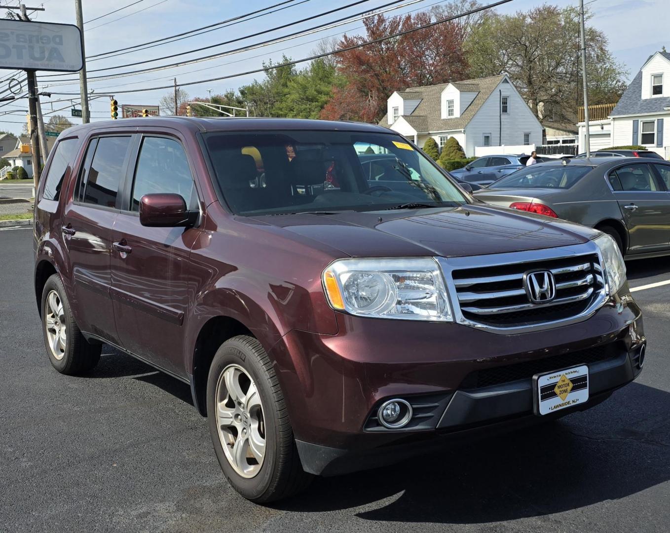 2013 Red Honda Pilot (5FNYF4H50DB) with an V6, i-VTEC, 3.5 Liter engine, Automatic, 5-Spd transmission, located at 1010 N White Horse Pike, Stratford, NJ, 08084, (856) 262-9500, 39.838921, -75.011497 - Photo#1