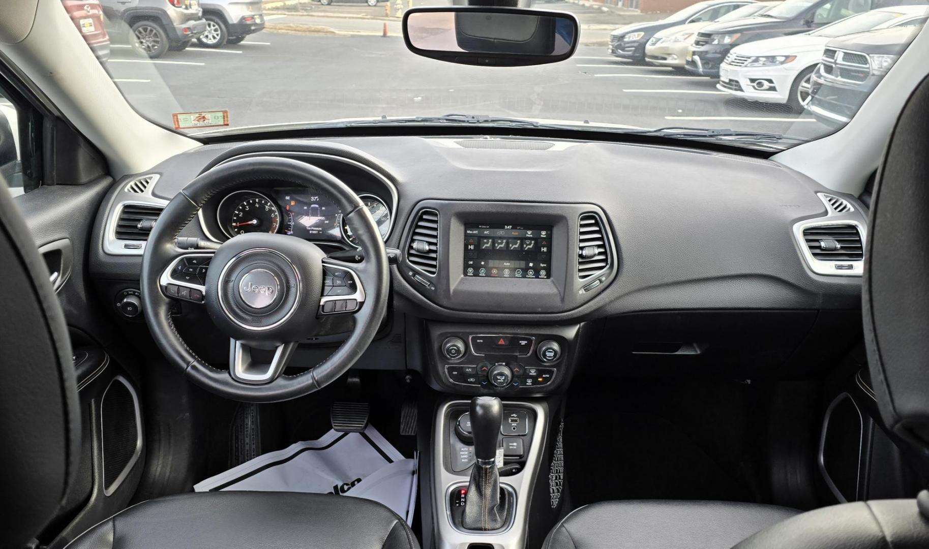 2018 White Jeep Compass Latitude (3C4NJDBB7JT) with an 4-Cyl, MultiAir, 2.4 Liter engine, Automatic, 9-Spd transmission, located at 1010 N White Horse Pike, Stratford, NJ, 08084, (856) 262-9500, 39.838921, -75.011497 - Photo#7