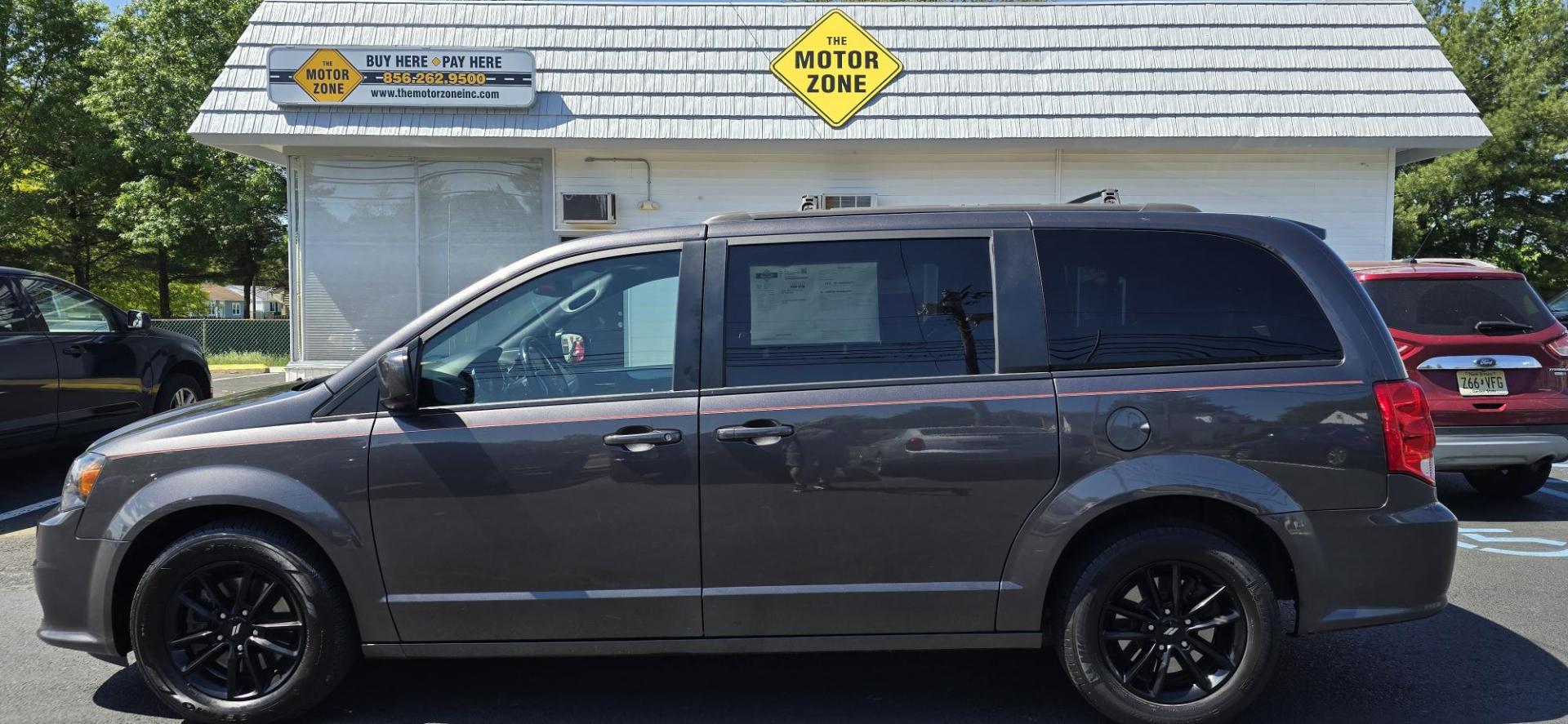 2019 Gray /Black Dodge Grand Caravan Passenger GT (2C4RDGEG8KR) with an V6, Flex Fuel, 3.6 Liter engine, Automatic, 6-Spd transmission, located at 1010 N White Horse Pike, Stratford, NJ, 08084, (856) 262-9500, 39.838921, -75.011497 - Photo#4