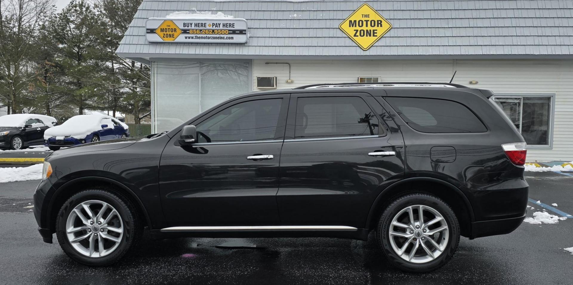 2013 Black Dodge Durango Crew (1C4SDJDT9DC) with an V8, HEMI, 5.7 Liter engine, Auto, 5-Spd w/OD transmission, located at 1010 N White Horse Pike, Stratford, NJ, 08084, (856) 262-9500, 39.838921, -75.011497 - Photo#4