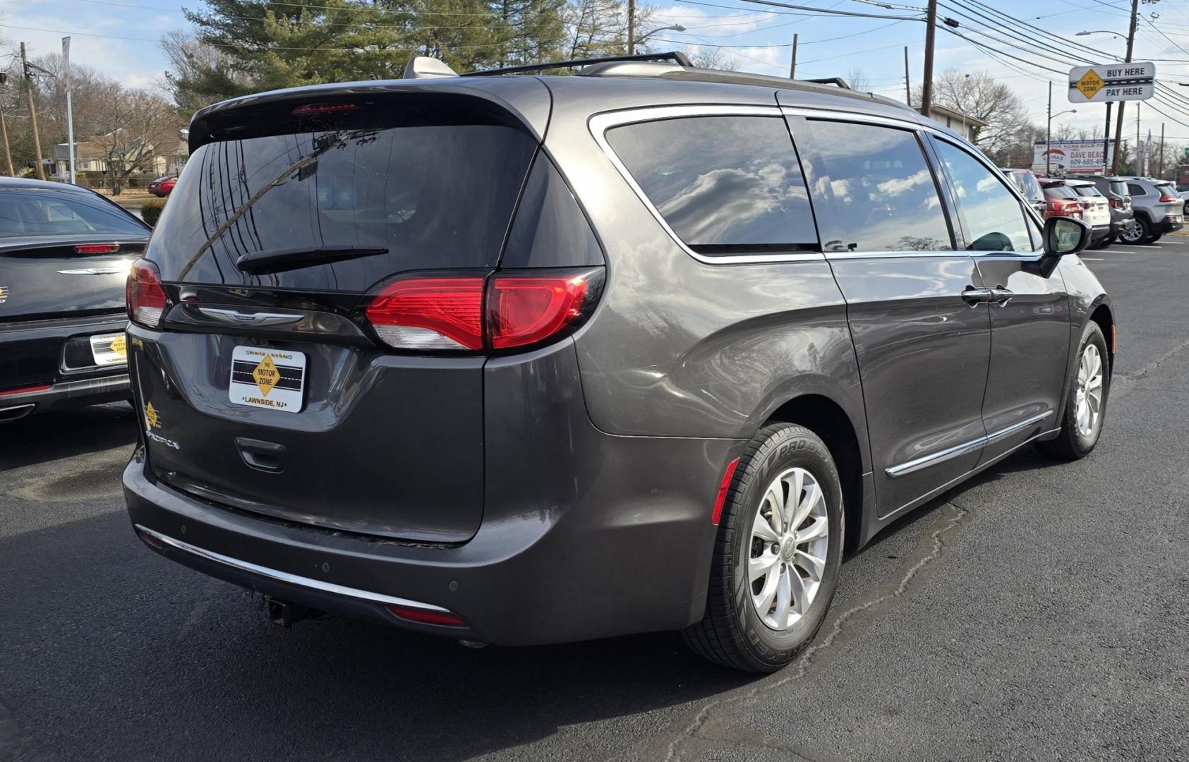 2017 Gray Chrysler Pacifica Touring (2C4RC1BG1HR) with an V6, 3.6 Liter engine, Automatic, 9-Spd transmission, located at 1010 N White Horse Pike, Stratford, NJ, 08084, (856) 262-9500, 39.838921, -75.011497 - Photo#2