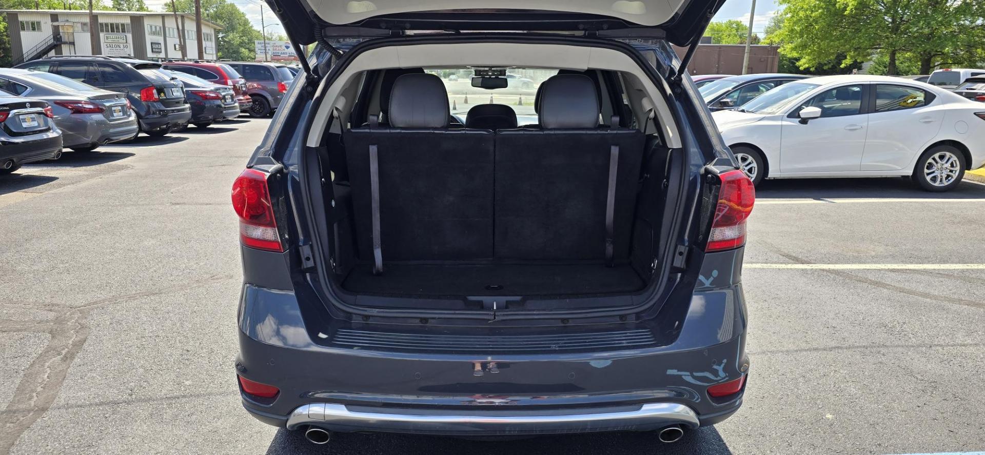2017 Gray /Black Dodge Journey Crossroad Plus (3C4PDCGG6HT) with an V6, 3.6 Liter engine, Auto, 6-Spd AutoStick transmission, located at 1010 N White Horse Pike, Stratford, NJ, 08084, (856) 262-9500, 39.838921, -75.011497 - Photo#7