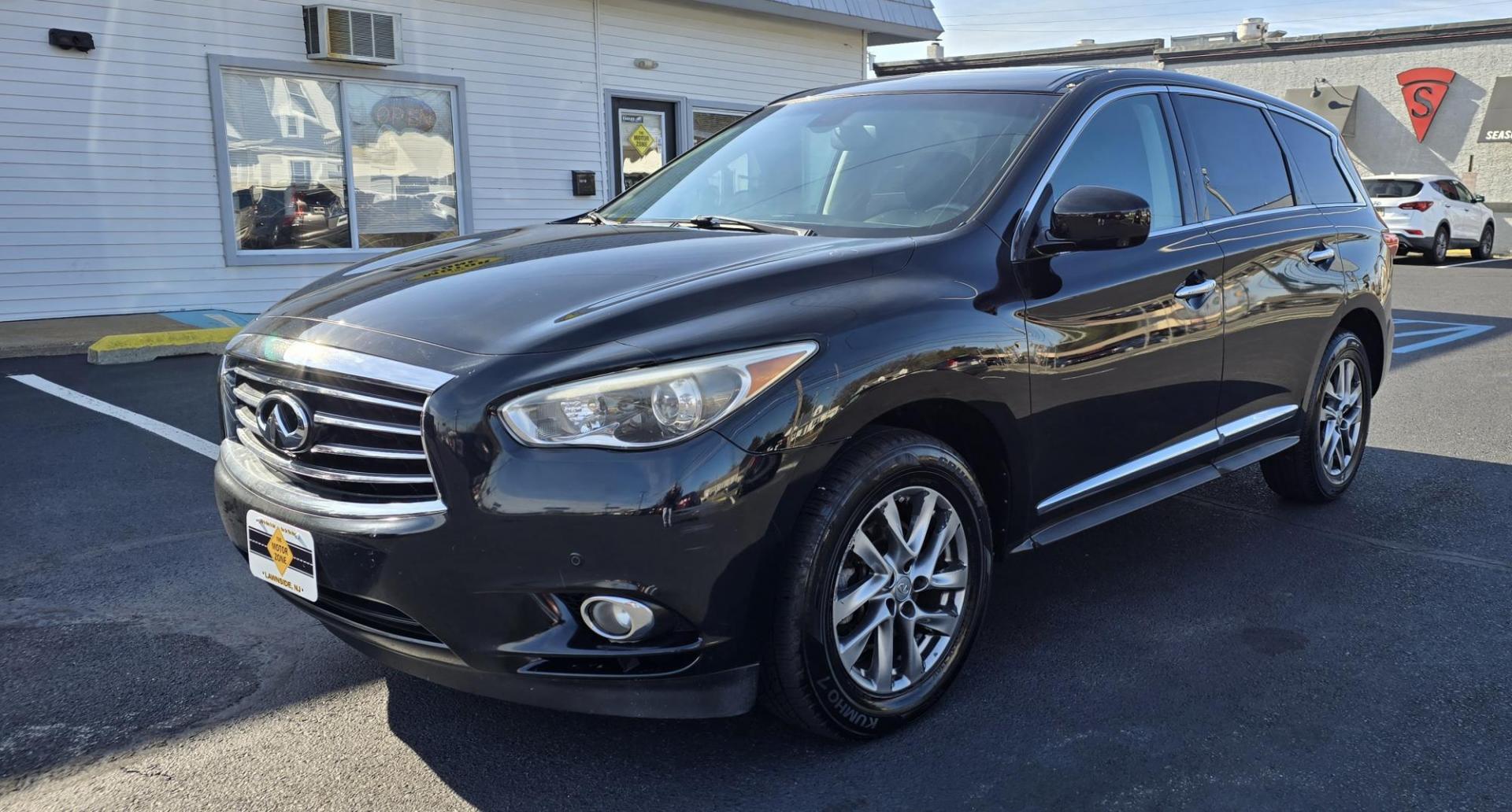 2014 Black INFINITI QX60 (5N1AL0MM3EC) with an V6, 3.5 Liter engine, Auto, CVT Manual Spt Mode transmission, located at 1010 N White Horse Pike, Stratford, NJ, 08084, (856) 262-9500, 39.838921, -75.011497 - Photo#0