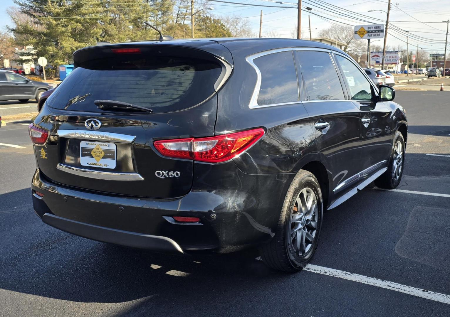 2014 Black INFINITI QX60 (5N1AL0MM3EC) with an V6, 3.5 Liter engine, Auto, CVT Manual Spt Mode transmission, located at 1010 N White Horse Pike, Stratford, NJ, 08084, (856) 262-9500, 39.838921, -75.011497 - Photo#2