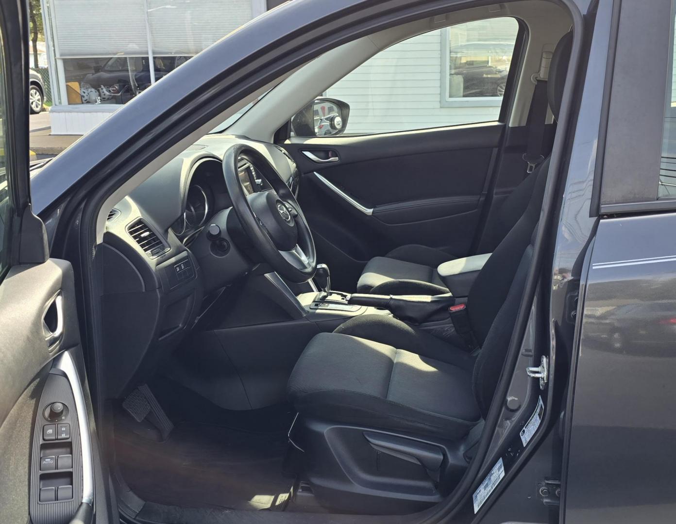 2014 Gray MAZDA CX-5 (JM3KE2BE6E0) with an 4-Cyl, SKYACTIV-G, 2.0L engine, Auto, 6-Spd w/MM transmission, located at 1010 N White Horse Pike, Stratford, NJ, 08084, (856) 262-9500, 39.838921, -75.011497 - Photo#5