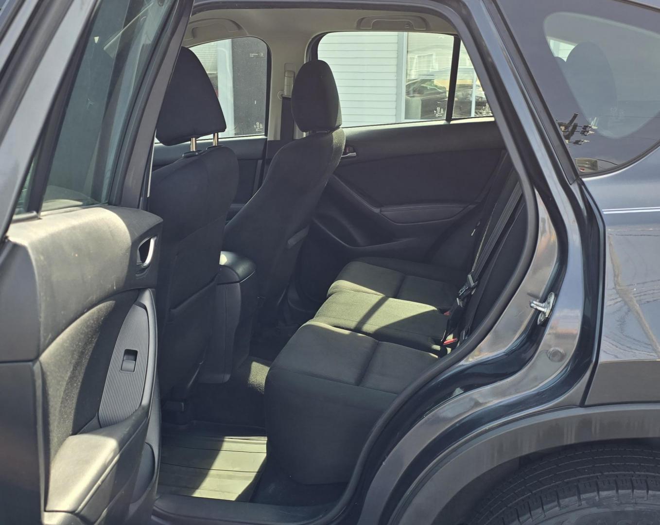 2014 Gray MAZDA CX-5 (JM3KE2BE6E0) with an 4-Cyl, SKYACTIV-G, 2.0L engine, Auto, 6-Spd w/MM transmission, located at 1010 N White Horse Pike, Stratford, NJ, 08084, (856) 262-9500, 39.838921, -75.011497 - Photo#6