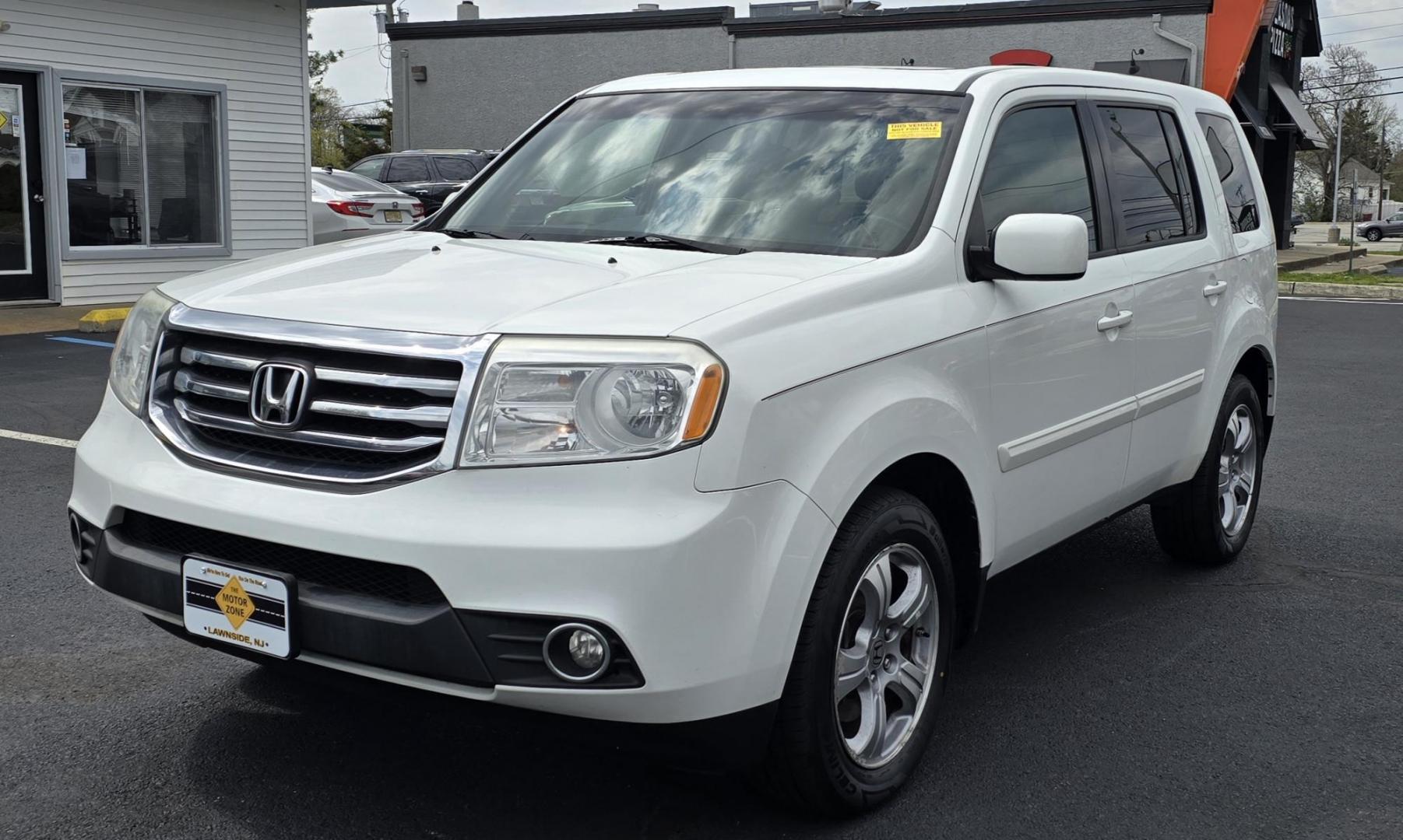 2012 White Honda Pilot EX-L (5FNYF4H77CB) with an V6, i-VTEC, 3.5 Liter engine, Automatic, 5-Spd transmission, located at 1010 N White Horse Pike, Stratford, NJ, 08084, (856) 262-9500, 39.838921, -75.011497 - Photo#0
