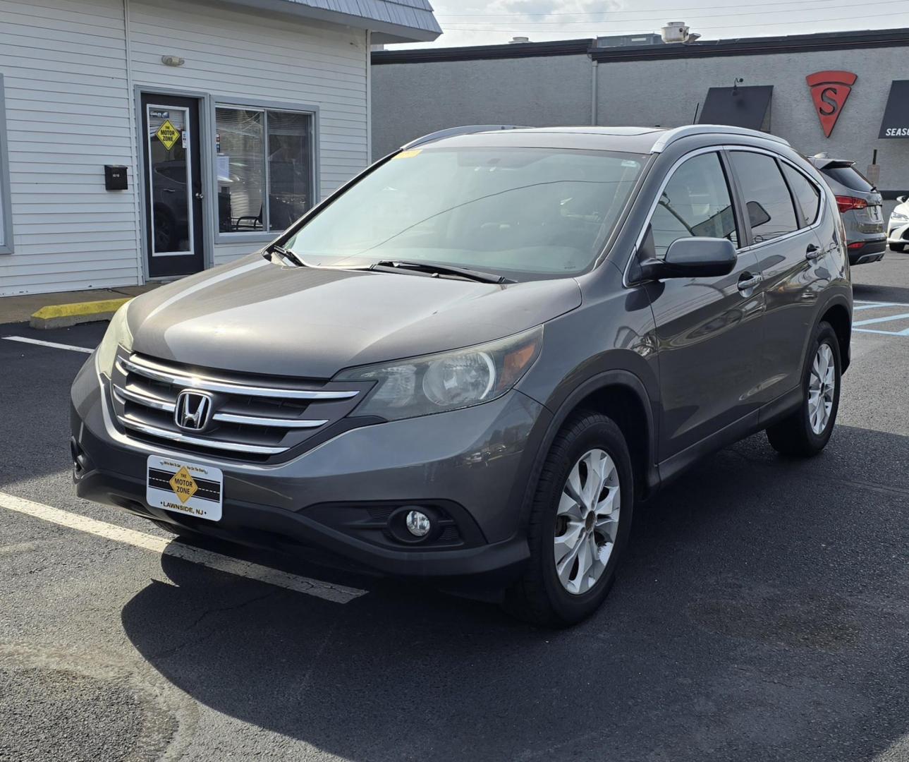 2014 Gray Honda CR-V EX-L (2HKRM4H7XEH) with an 4-Cyl, i-VTEC, 2.4 Liter engine, Automatic, 5-Spd transmission, located at 1010 N White Horse Pike, Stratford, NJ, 08084, (856) 262-9500, 39.838921, -75.011497 - Photo#0