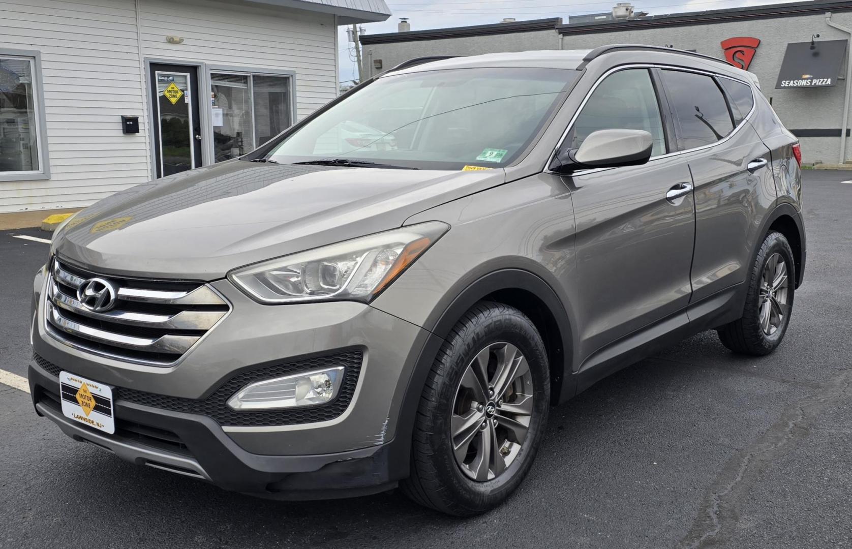 2013 Gray /Gray Hyundai Santa Fe Sport Sport (5XYZUDLBXDG) with an 4-Cyl, GDI, 2.4 Liter engine, Auto, 6-Spd w/Shftrnc transmission, located at 1010 N White Horse Pike, Stratford, NJ, 08084, (856) 262-9500, 39.838921, -75.011497 - Photo#0