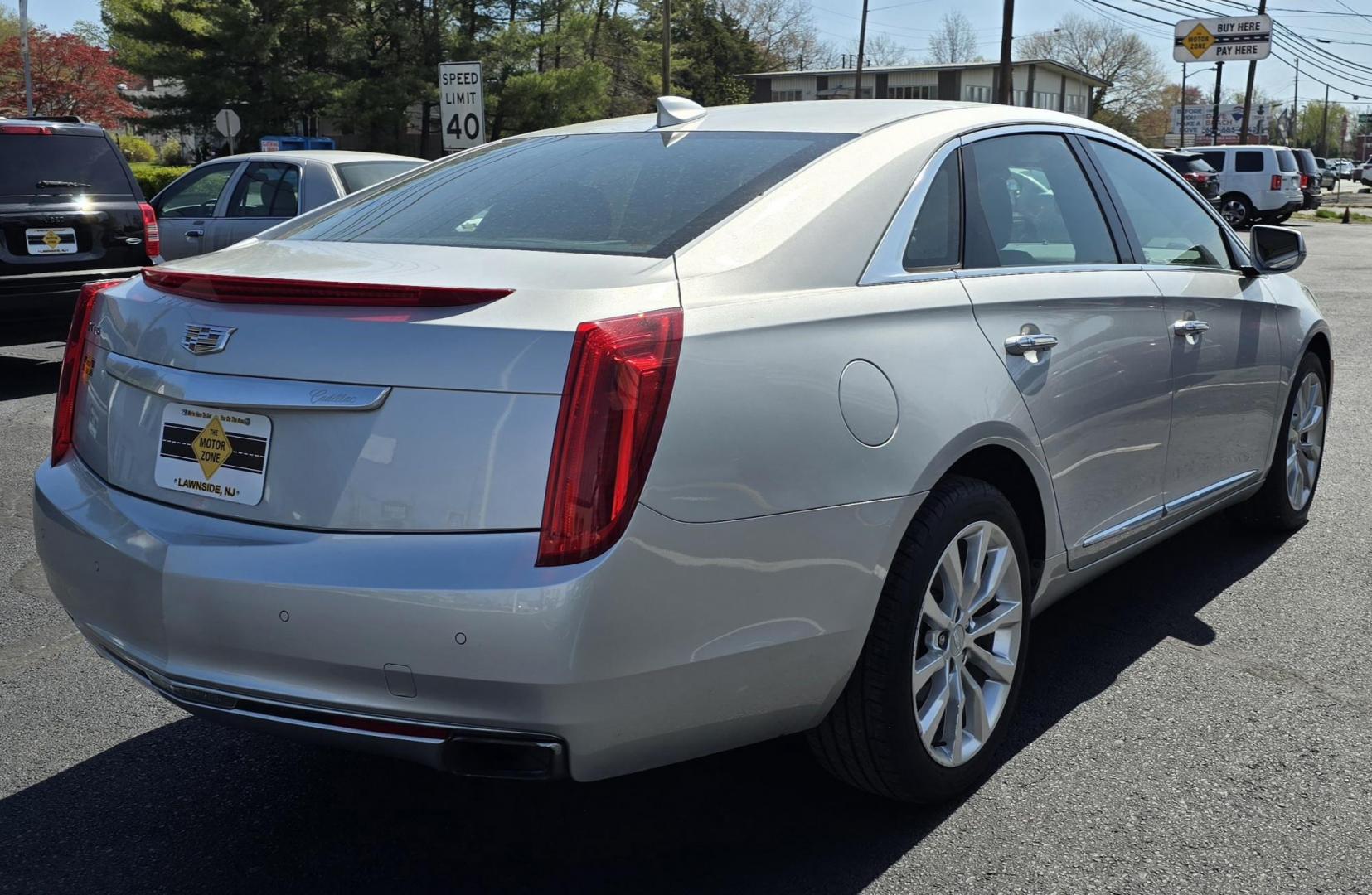2017 Silver /Black Cadillac XTS Luxury FWD (2G61M5S35H9) with an 3.6L V6 DOHC 24V engine, 6A transmission, located at 1010 N White Horse Pike, Stratford, NJ, 08084, (856) 262-9500, 39.838921, -75.011497 - Photo#4