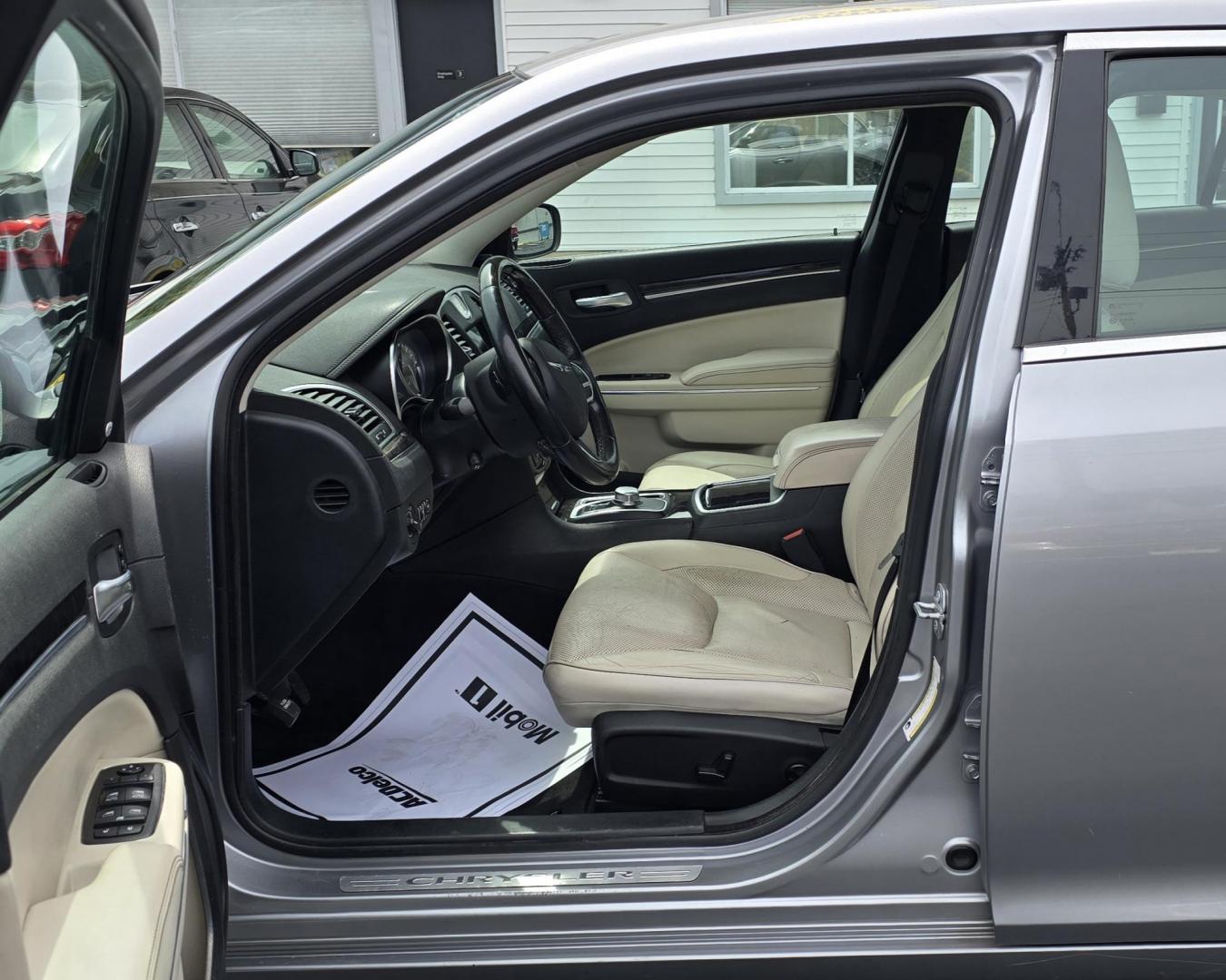 2018 Silver /Cream Chrysler 300 Limited AWD (2C3CCAKG3JH) with an 3.6L V6 SOHC 24V engine, 8A transmission, located at 1010 N White Horse Pike, Stratford, NJ, 08084, (856) 262-9500, 39.838921, -75.011497 - Photo#5