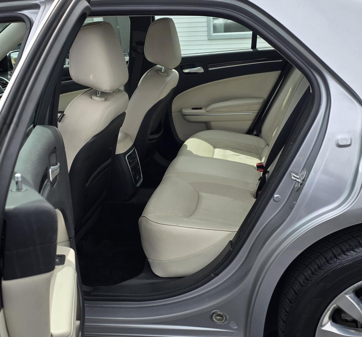 2018 Silver /Cream Chrysler 300 Limited AWD (2C3CCAKG3JH) with an 3.6L V6 SOHC 24V engine, 8A transmission, located at 1010 N White Horse Pike, Stratford, NJ, 08084, (856) 262-9500, 39.838921, -75.011497 - Photo#6