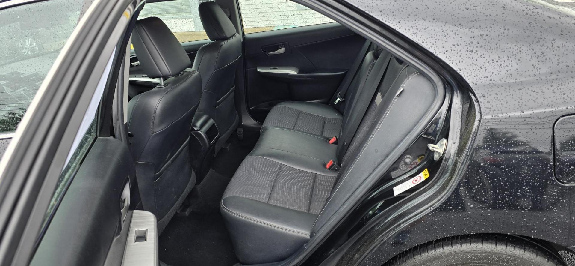 2013 Black /Black Toyota Camry SE (4T1BF1FK9DU) with an 2.5L L4 DOHC 16V engine, 6-Speed Automatic transmission, located at 1010 N White Horse Pike, Stratford, NJ, 08084, (856) 262-9500, 39.838921, -75.011497 - Photo#8