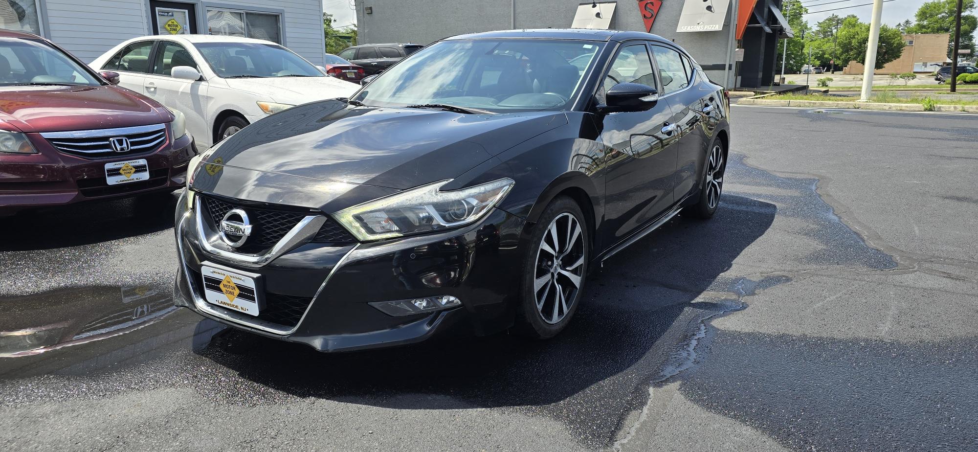 photo of 2018 Nissan Maxima 3.5 SV