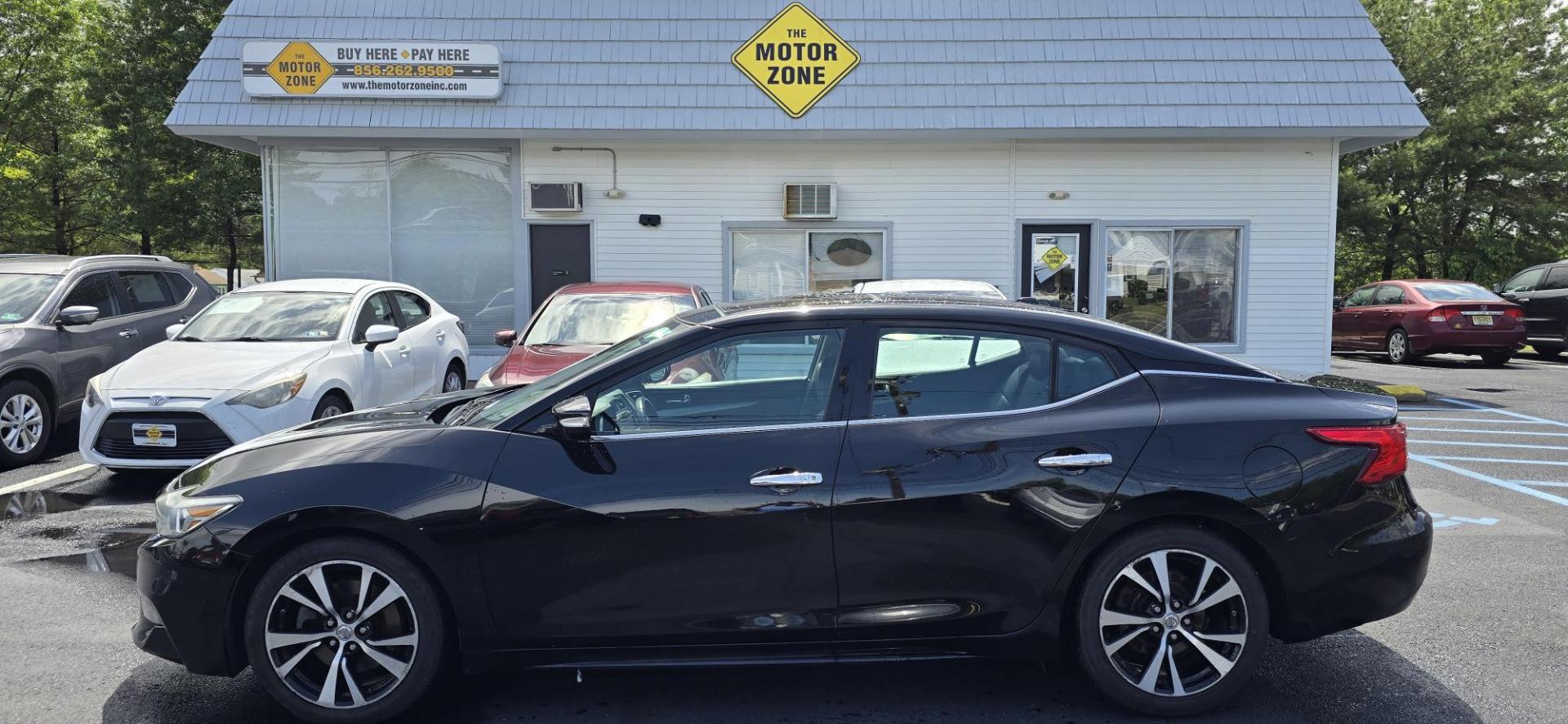 2018 Black /Black Nissan Maxima 3.5 SV (1N4AA6AP4JC) with an 3.5L V6 DOHC 24V engine, CVT transmission, located at 1010 N White Horse Pike, Stratford, NJ, 08084, (856) 262-9500, 39.838921, -75.011497 - Photo#3