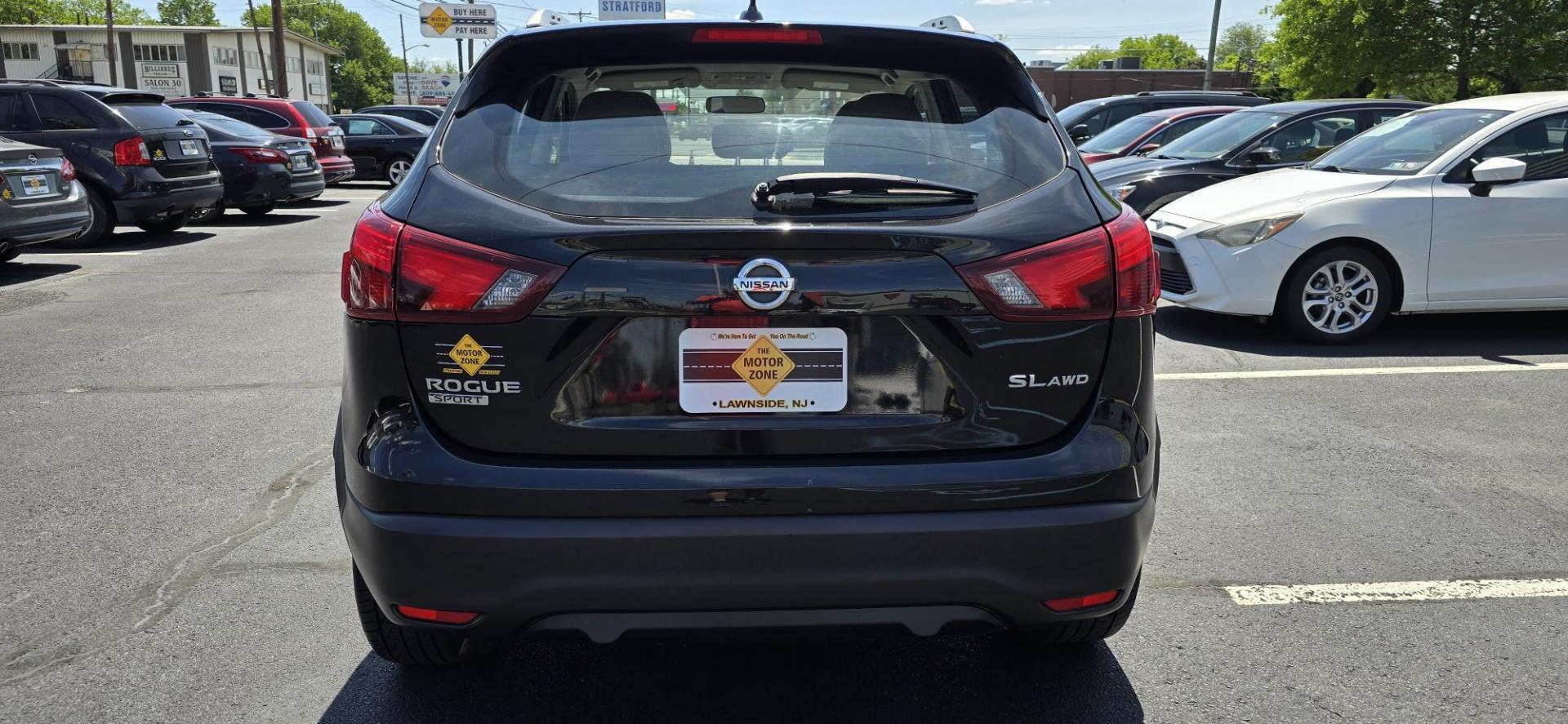 2017 Black /Cream Nissan Rogue Sport SL AWD (JN1BJ1CRXHW) with an 2.0L L4 DOHC 16V engine, CVT transmission, located at 1010 N White Horse Pike, Stratford, NJ, 08084, (856) 262-9500, 39.838921, -75.011497 - Photo#4