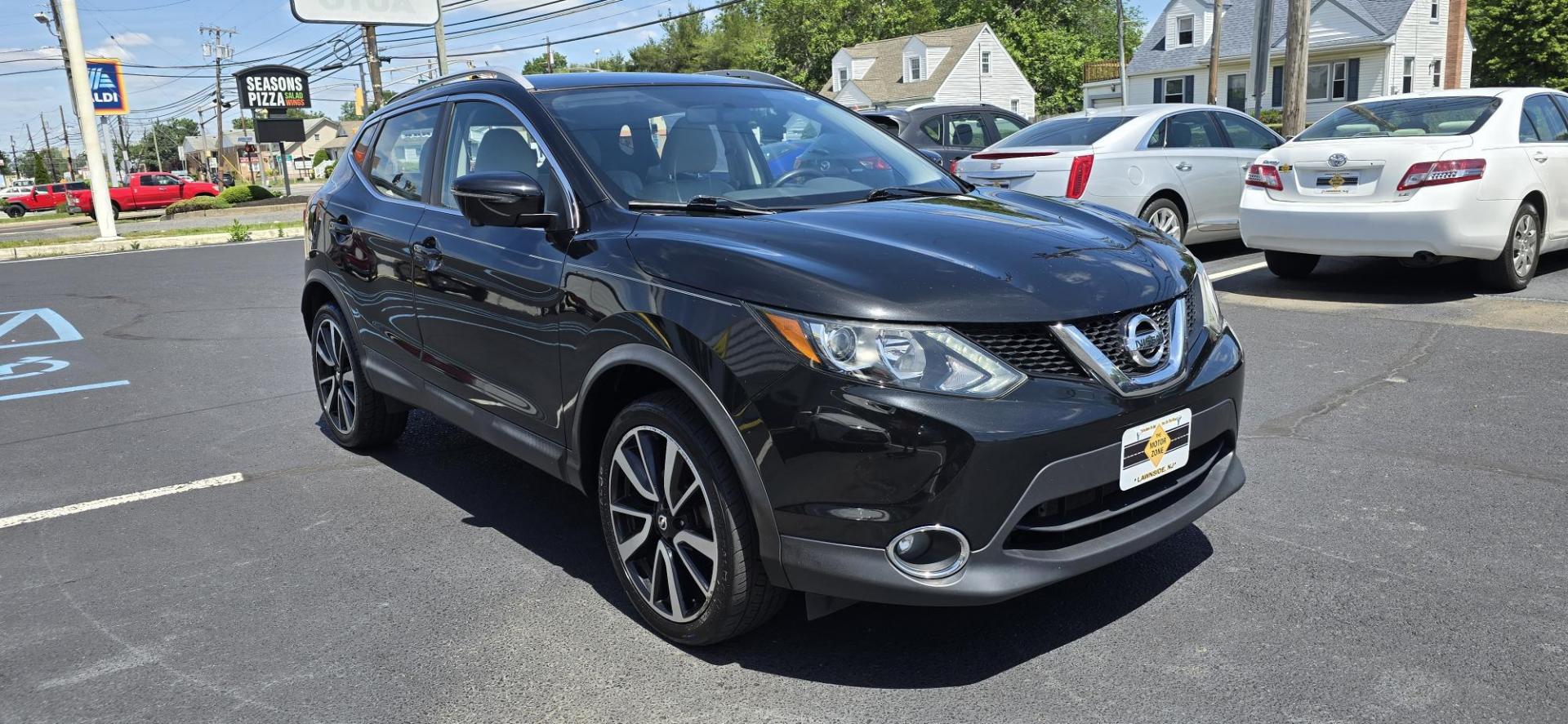 2017 Black /Cream Nissan Rogue Sport SL AWD (JN1BJ1CRXHW) with an 2.0L L4 DOHC 16V engine, CVT transmission, located at 1010 N White Horse Pike, Stratford, NJ, 08084, (856) 262-9500, 39.838921, -75.011497 - Photo#1