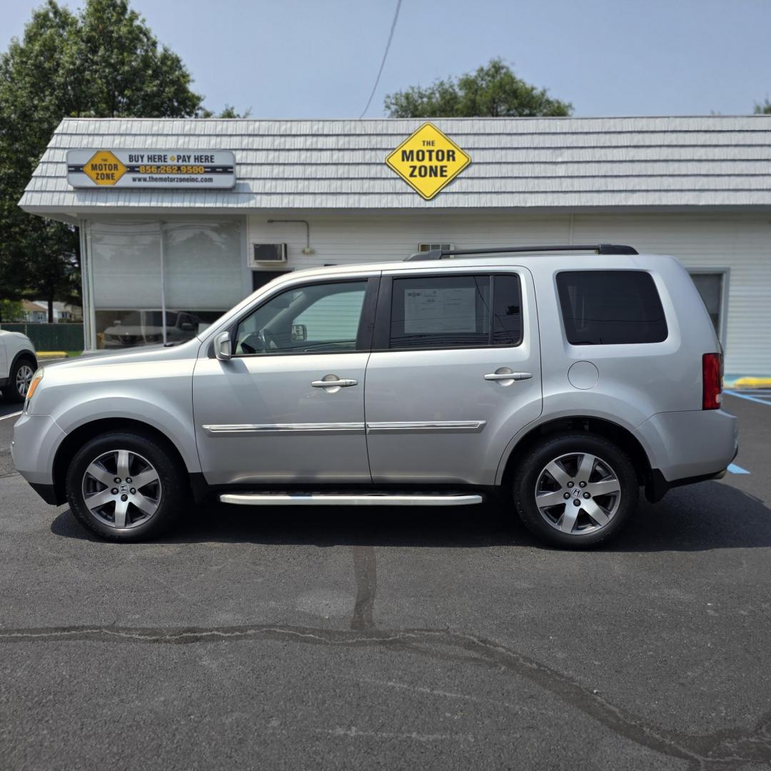 2013 Silver /GRAY Honda Pilot Touring 4WD 5-Spd AT with DVD (5FNYF4H94DB) with an 3.5L V6 SOHC 24V engine, 5-Speed Automatic transmission, located at 1010 N White Horse Pike, Stratford, NJ, 08084, (856) 262-9500, 39.838921, -75.011497 - Photo#2