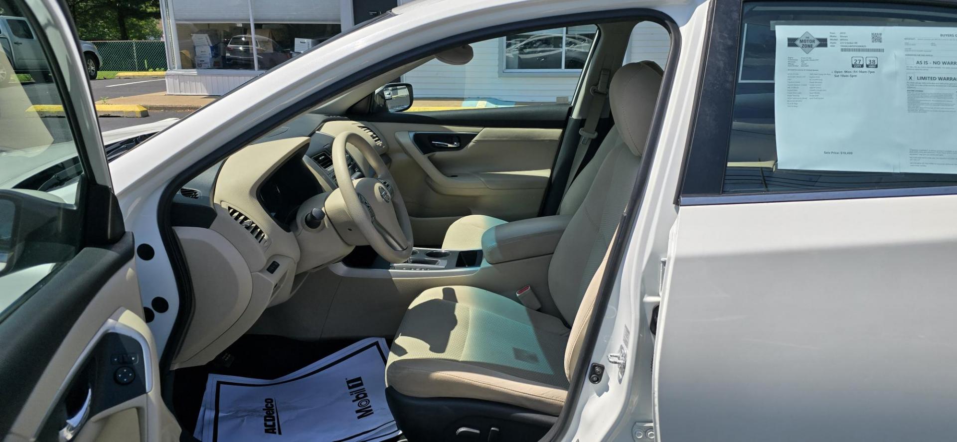 2015 Pearl White /Tan Nissan Altima 2.5 S (1N4AL3AP5FN) with an 2.5L L4 DOHC 16V engine, Continuously Variable Transmission transmission, located at 1010 N White Horse Pike, Stratford, NJ, 08084, (856) 262-9500, 39.838921, -75.011497 - The 2015 Nissan Altima continues to be a top choice among family sedans, delivering excellent fuel economy and a rare blend of comfort and agility. The 2015 Nissan Altima is a "just right" family sedan in most respects. You want fuel economy? Both the four-cylinder engine and the V6 are class leade - Photo#7