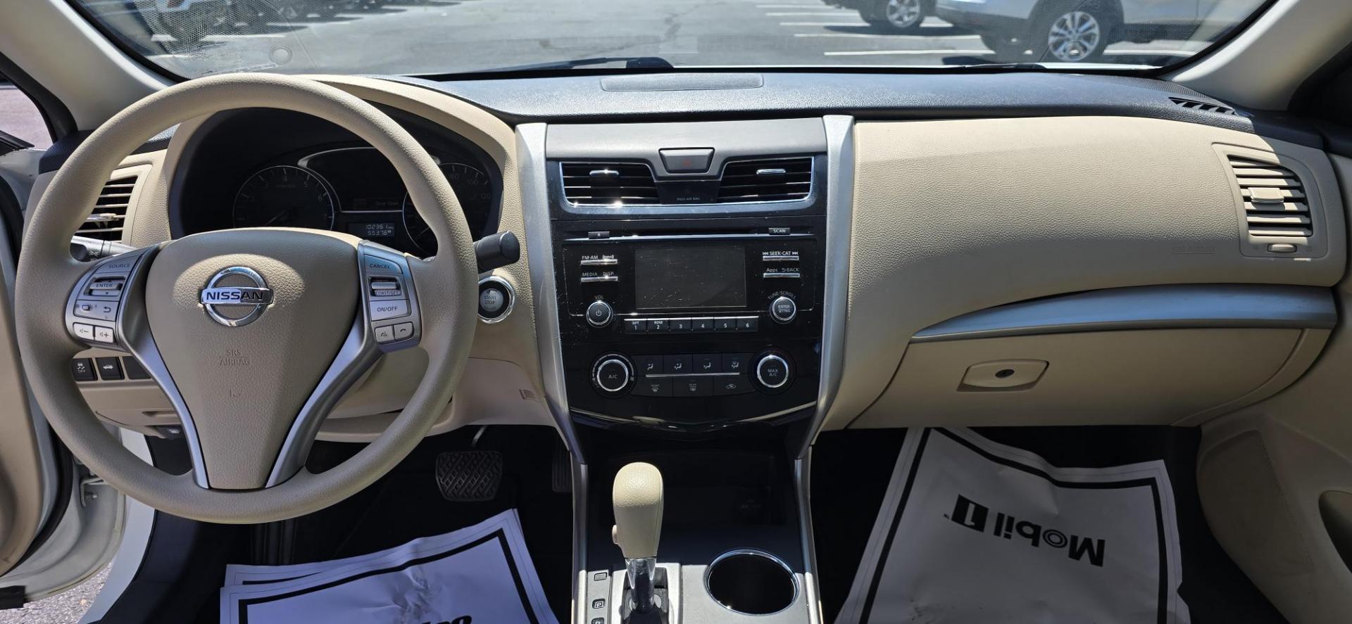 2015 Pearl White /Tan Nissan Altima 2.5 S (1N4AL3AP5FN) with an 2.5L L4 DOHC 16V engine, Continuously Variable Transmission transmission, located at 1010 N White Horse Pike, Stratford, NJ, 08084, (856) 262-9500, 39.838921, -75.011497 - The 2015 Nissan Altima continues to be a top choice among family sedans, delivering excellent fuel economy and a rare blend of comfort and agility. The 2015 Nissan Altima is a "just right" family sedan in most respects. You want fuel economy? Both the four-cylinder engine and the V6 are class leade - Photo#9