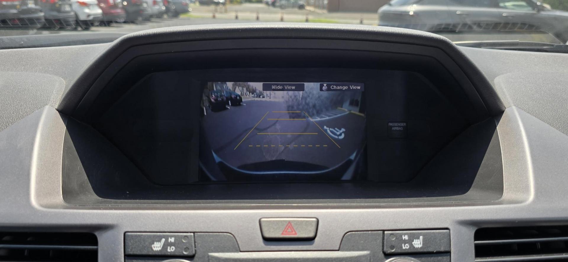 2013 Silver /SILVER Honda Odyssey Touring (5FNRL5H91DB) with an 3.5L V6 SOHC 24V engine, 5-Speed Automatic transmission, located at 1010 N White Horse Pike, Stratford, NJ, 08084, (856) 262-9500, 39.838921, -75.011497 - Photo#12