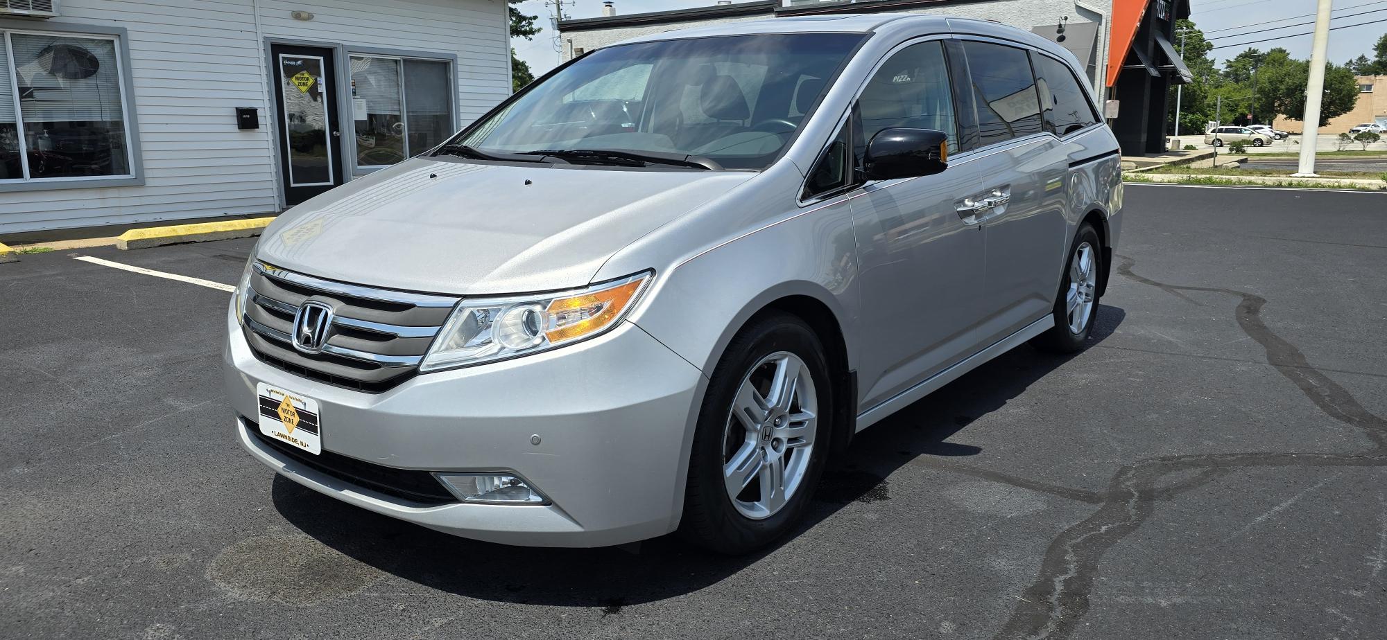 photo of 2013 Honda Odyssey Touring