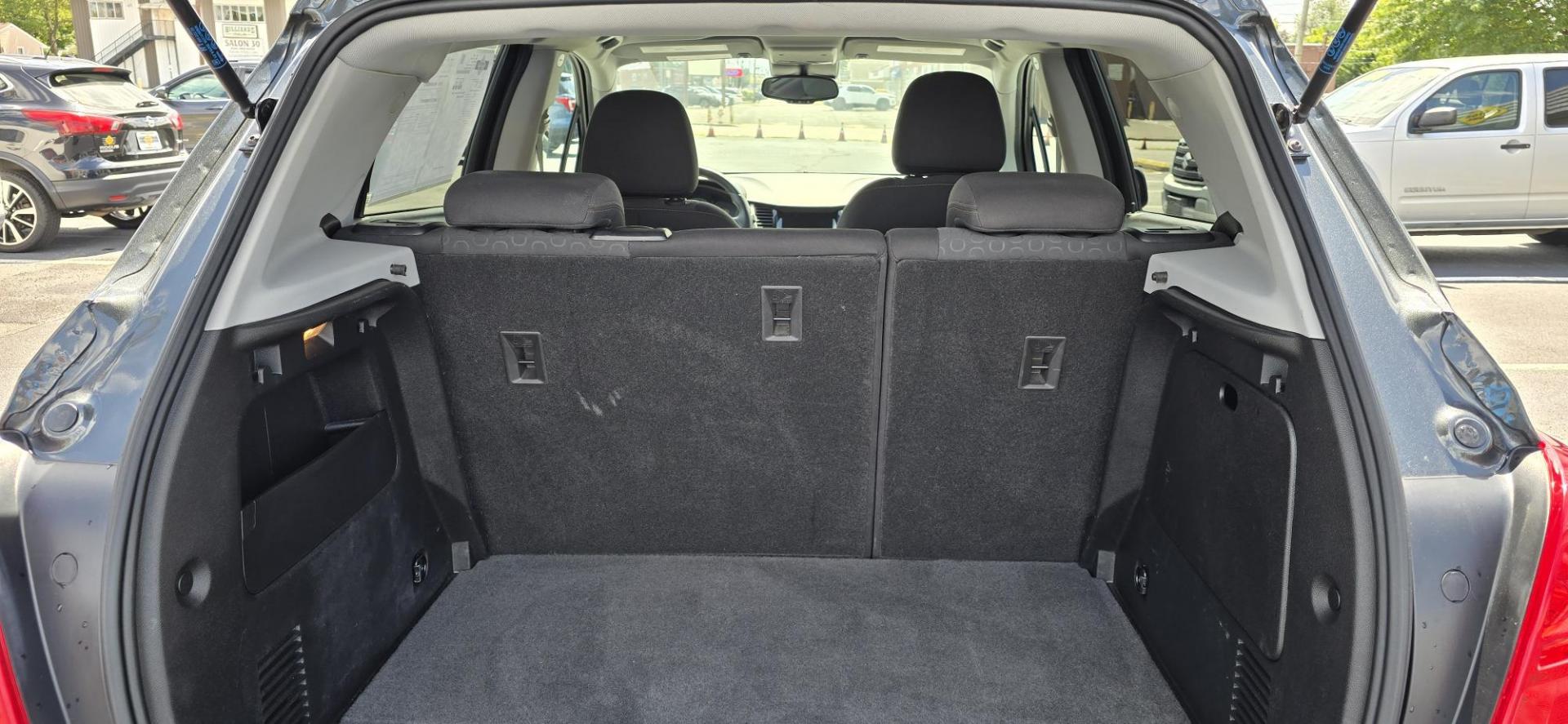2020 Gray /Black Chevrolet Trax LS FWD (3GNCJKSB5LL) with an 1.4L L4 DOHC 16V engine, 6A transmission, located at 1010 N White Horse Pike, Stratford, NJ, 08084, (856) 262-9500, 39.838921, -75.011497 - Photo#8