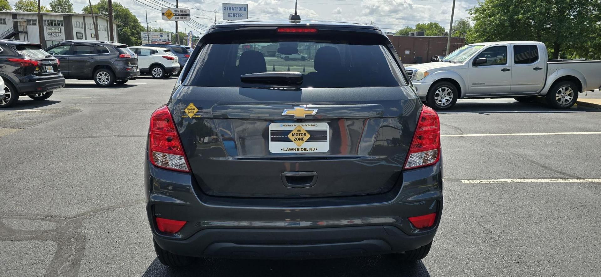 2020 Gray /Black Chevrolet Trax LS FWD (3GNCJKSB5LL) with an 1.4L L4 DOHC 16V engine, 6A transmission, located at 1010 N White Horse Pike, Stratford, NJ, 08084, (856) 262-9500, 39.838921, -75.011497 - Photo#7