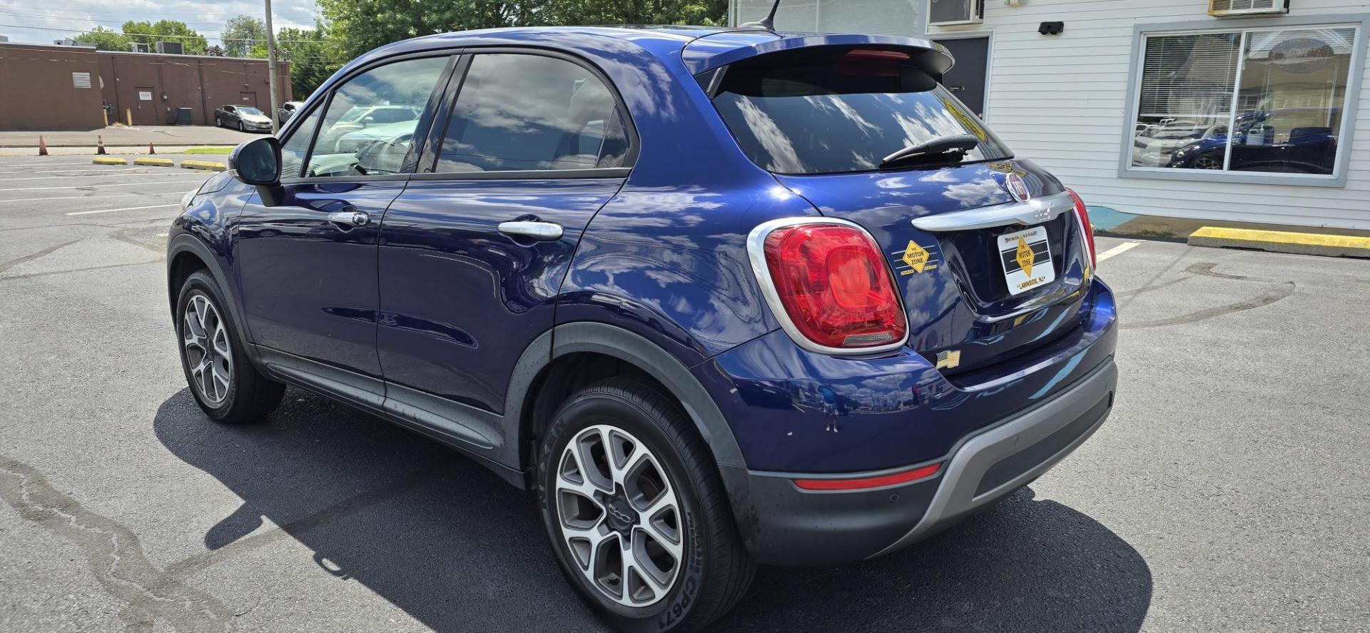 2016 Blue /Black Fiat 500x Lounge AWD (ZFBCFYCTXGP) with an 2.4L L4 engine, 9-Speed Automatic transmission, located at 1010 N White Horse Pike, Stratford, NJ, 08084, (856) 262-9500, 39.838921, -75.011497 - Photo#3