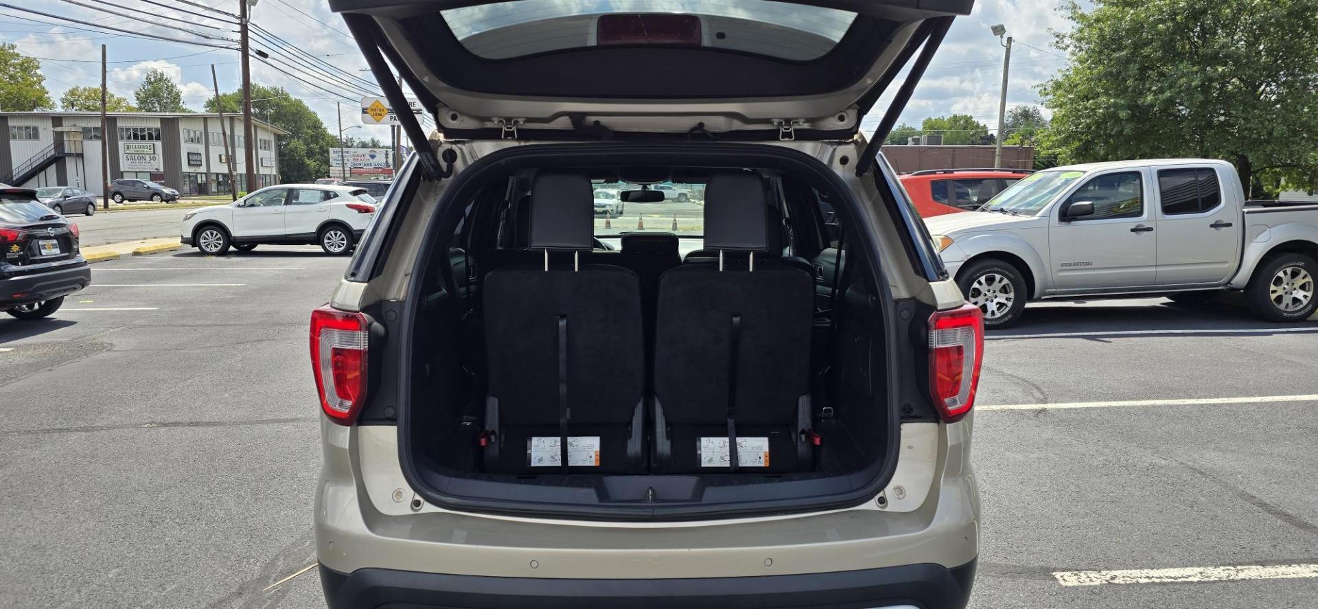 2017 GOLD /Black Ford Explorer XLT 4WD (1FM5K8DHXHG) with an 2.3L L4 DOHC 16V engine, 6A transmission, located at 1010 N White Horse Pike, Stratford, NJ, 08084, (856) 262-9500, 39.838921, -75.011497 - Photo#8