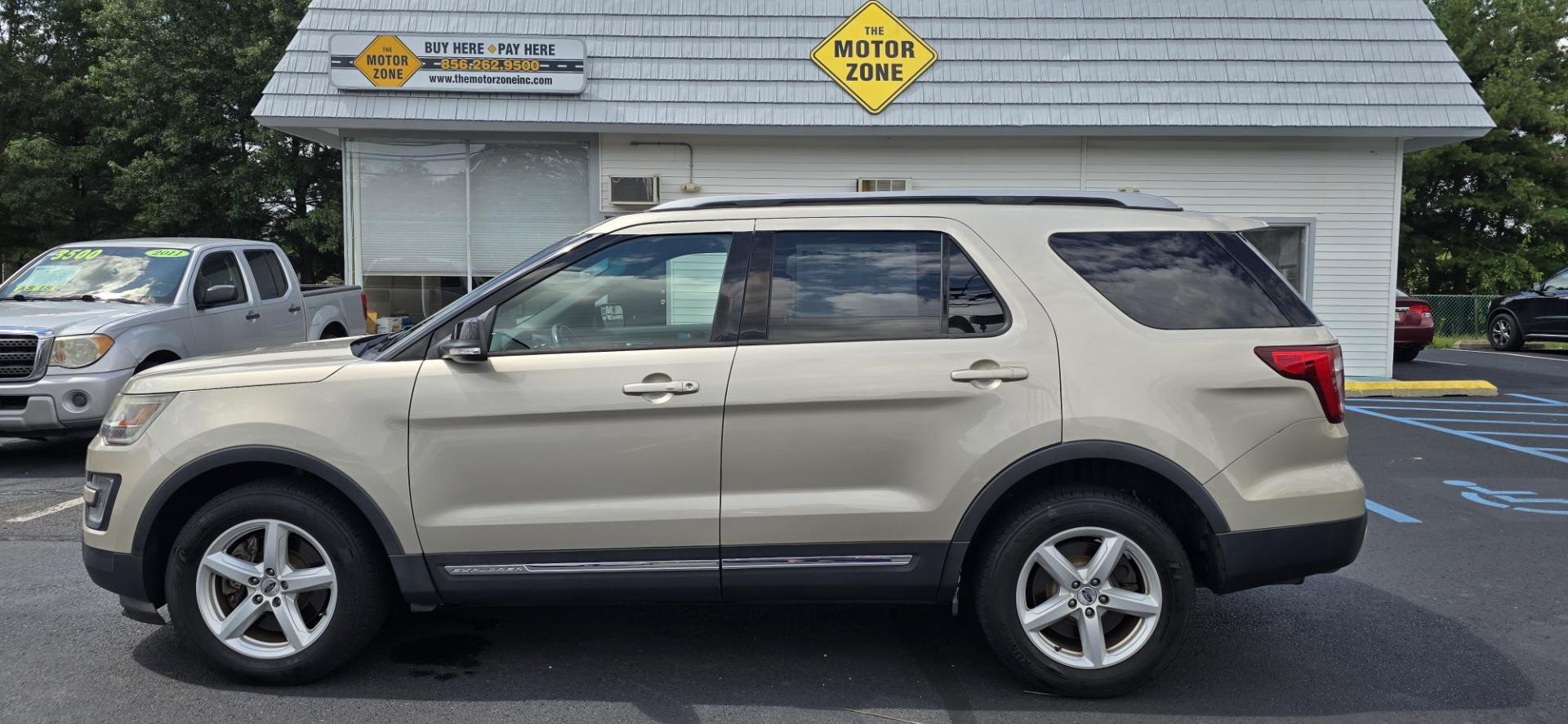 2017 GOLD /Black Ford Explorer XLT 4WD (1FM5K8DHXHG) with an 2.3L L4 DOHC 16V engine, 6A transmission, located at 1010 N White Horse Pike, Stratford, NJ, 08084, (856) 262-9500, 39.838921, -75.011497 - Photo#6