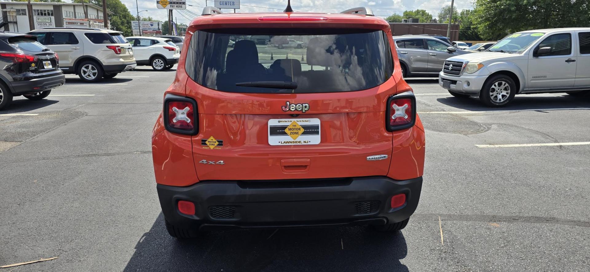 2018 ORANGE /BLACK Jeep Renegade Latitude 4WD (ZACCJBBB2JP) with an 2.4L L4 DOHC 16V engine, Automatic 9-Spd w/Overdrive transmission, located at 1010 N White Horse Pike, Stratford, NJ, 08084, (856) 262-9500, 39.838921, -75.011497 - Photo#7