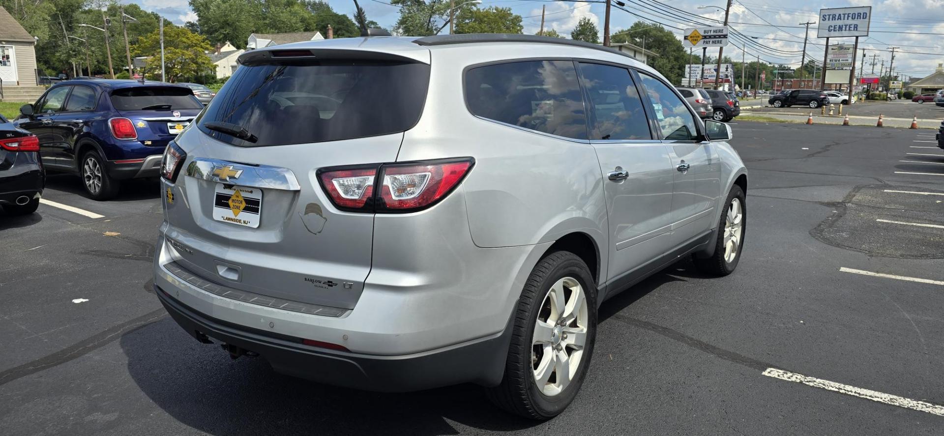 2017 Silver /Black Chevrolet Traverse 1LT AWD (1GNKVGKD5HJ) with an 3.6L V6 DOHC 24V engine, 6A transmission, located at 1010 N White Horse Pike, Stratford, NJ, 08084, (856) 262-9500, 39.838921, -75.011497 - Photo#2