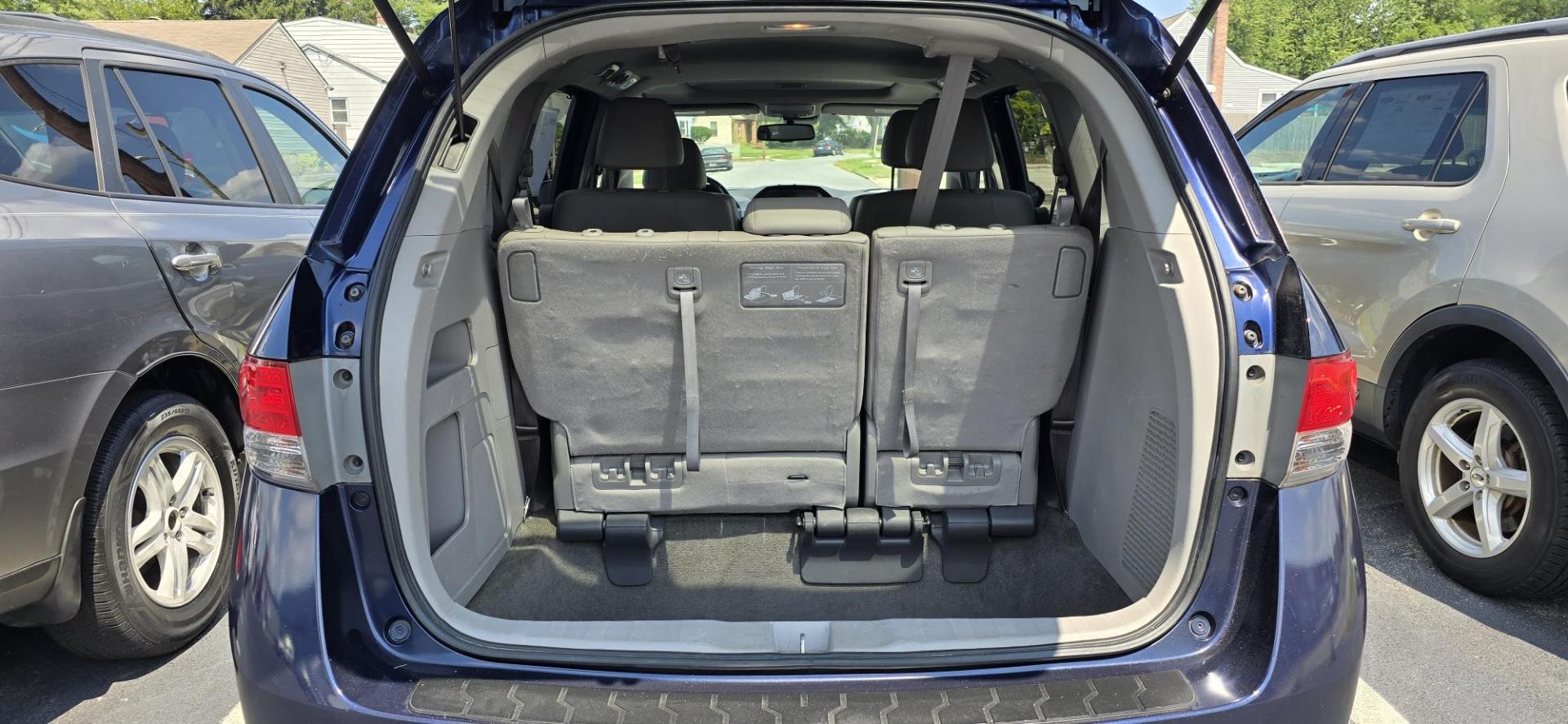 2015 Blue /Gray Honda Odyssey EX-L (5FNRL5H65FB) with an 3.5L V6 SOHC 24V engine, 6-Speed Automatic transmission, located at 1010 N White Horse Pike, Stratford, NJ, 08084, (856) 262-9500, 39.838921, -75.011497 - Photo#10