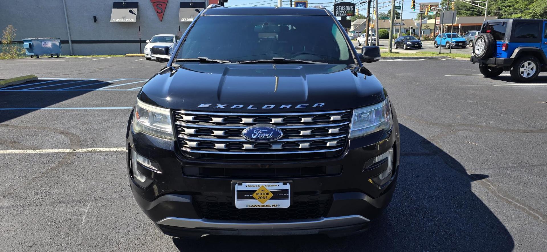 2016 Black /Black Ford Explorer XLT 4WD (1FM5K8D83GG) with an 3.5L V6 DOHC 24V engine, 6-Speed Automatic transmission, located at 1010 N White Horse Pike, Stratford, NJ, 08084, (856) 262-9500, 39.838921, -75.011497 - Photo#6