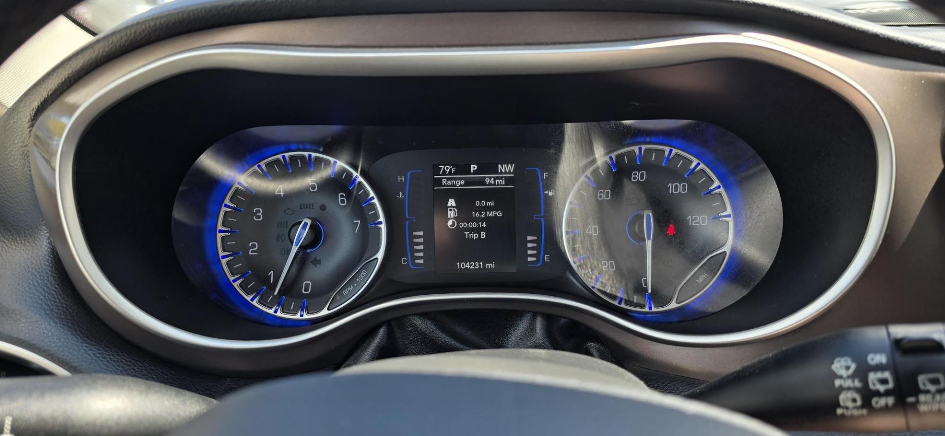 2018 Gray /Black Chrysler Pacifica Touring-L (2C4RC1BG9JR) with an 3.6L V6 DOHC 24V engine, 9A transmission, located at 1010 N White Horse Pike, Stratford, NJ, 08084, (856) 262-9500, 39.838921, -75.011497 - Photo#12