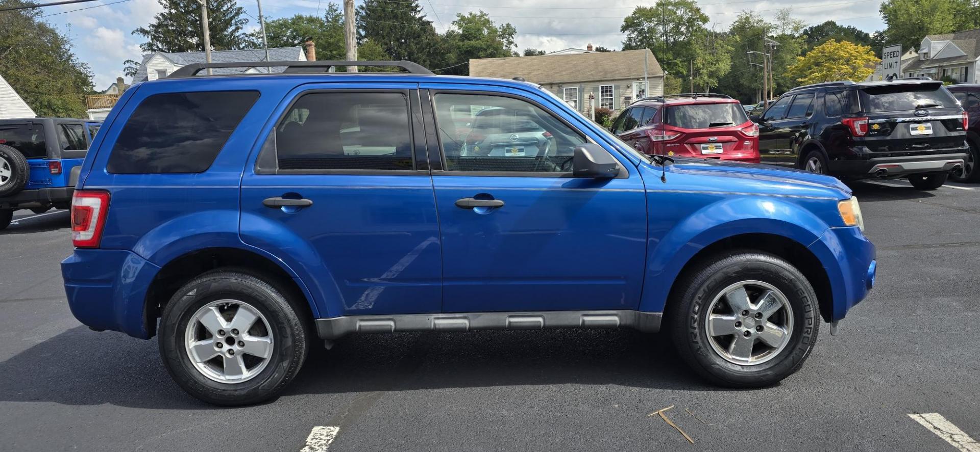 2011 Blue /CHARCOAL Ford Escape XLT FWD (1FMCU0D72BK) with an 2.5L L4 DOHC 16V engine, 6-Speed Automatic transmission, located at 1010 N White Horse Pike, Stratford, NJ, 08084, (856) 262-9500, 39.838921, -75.011497 - Photo#5