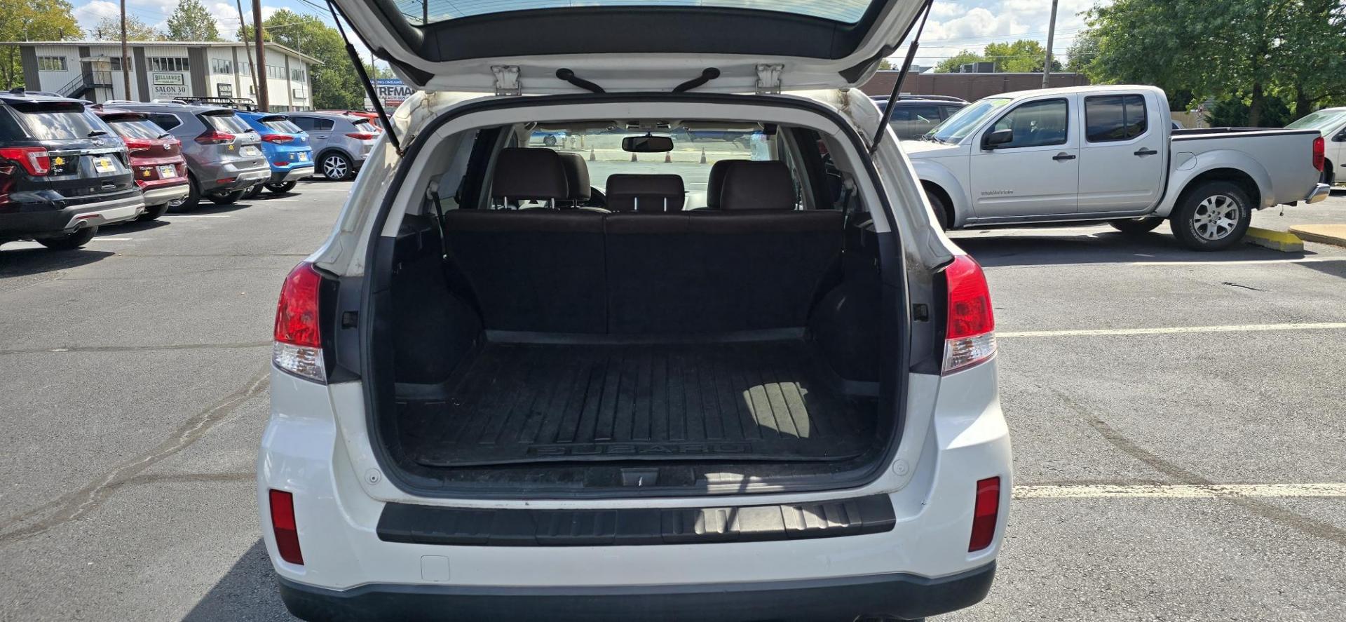 2013 White /Brown Leather Subaru Outback 2.5i Limited (4S4BRCSC3D3) with an 2.5L H4 DOHC 16V engine, AUTOMATIC CVT transmission, located at 1010 N White Horse Pike, Stratford, NJ, 08084, (856) 262-9500, 39.838921, -75.011497 - Photo#7