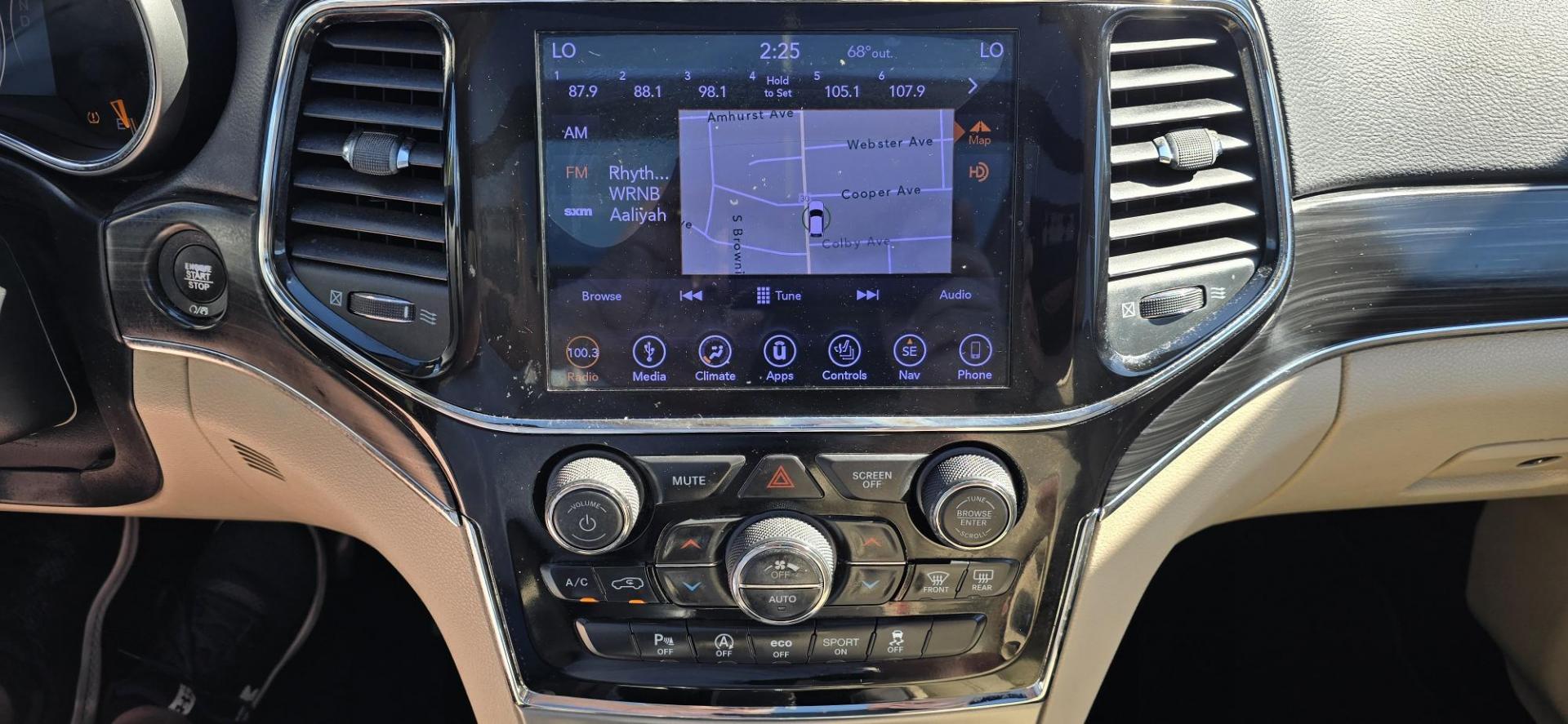 2019 Black /Tan Leather Jeep Grand Cherokee Limited 4WD (1C4RJFBG0KC) with an 3.6L V6 DOHC 24V engine, 8A transmission, located at 1010 N White Horse Pike, Stratford, NJ, 08084, (856) 262-9500, 39.838921, -75.011497 - Photo#15