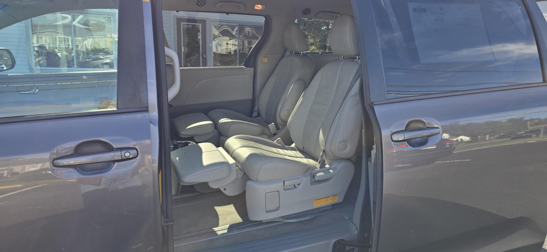 2013 Gray /Silver Toyota Sienna XLE AWD 7-Passenger V6 (5TDDK3DC8DS) with an 3.5L V6 EFI DOHC 24V engine, 5-Speed Automatic transmission, located at 1010 N White Horse Pike, Stratford, NJ, 08084, (856) 262-9500, 39.838921, -75.011497 - Photo#11