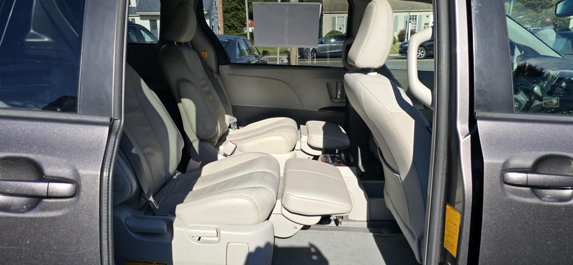 2013 Gray /Silver Toyota Sienna XLE AWD 7-Passenger V6 (5TDDK3DC8DS) with an 3.5L V6 EFI DOHC 24V engine, 5-Speed Automatic transmission, located at 1010 N White Horse Pike, Stratford, NJ, 08084, (856) 262-9500, 39.838921, -75.011497 - Photo#10