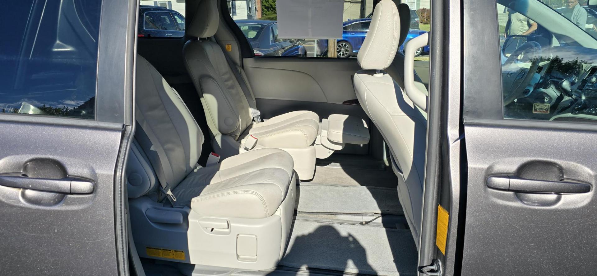 2013 Gray /Silver Toyota Sienna XLE AWD 7-Passenger V6 (5TDDK3DC8DS) with an 3.5L V6 EFI DOHC 24V engine, 5-Speed Automatic transmission, located at 1010 N White Horse Pike, Stratford, NJ, 08084, (856) 262-9500, 39.838921, -75.011497 - Photo#9