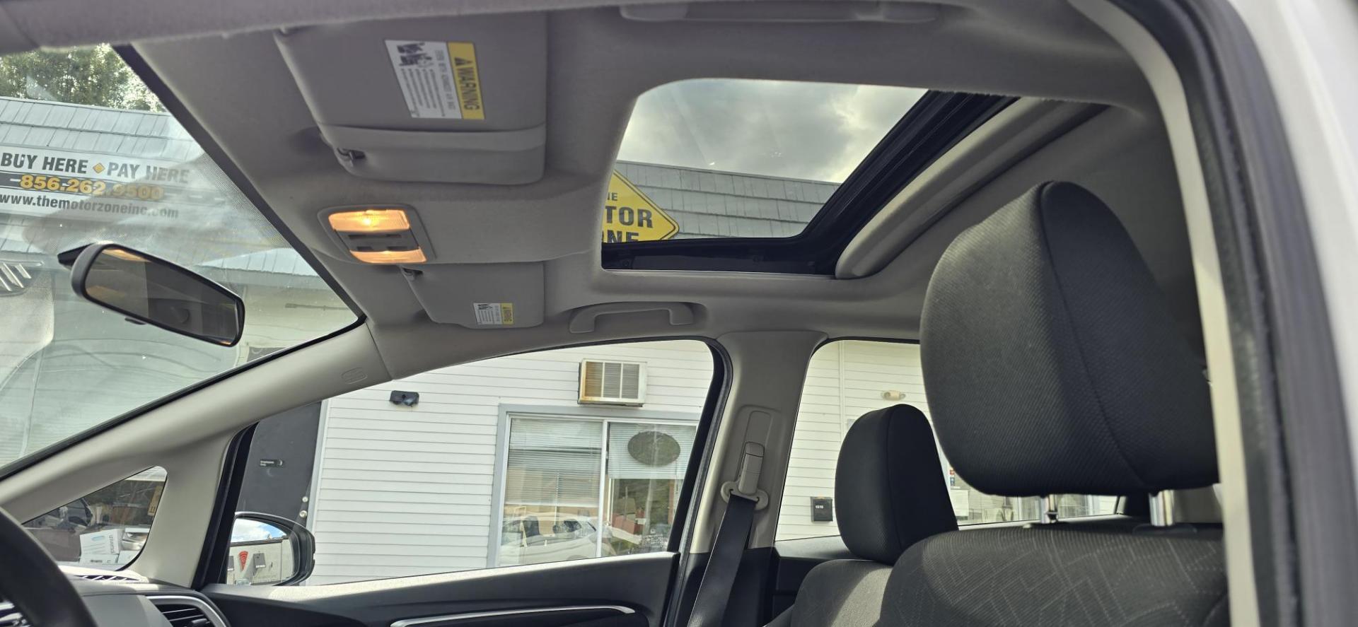 2016 White /BLACK Honda Fit EX CVT (JHMGK5H70GX) with an 1.5L L4 SOHC 16V engine, CVT transmission, located at 1010 N White Horse Pike, Stratford, NJ, 08084, (856) 262-9500, 39.838921, -75.011497 - Photo#7