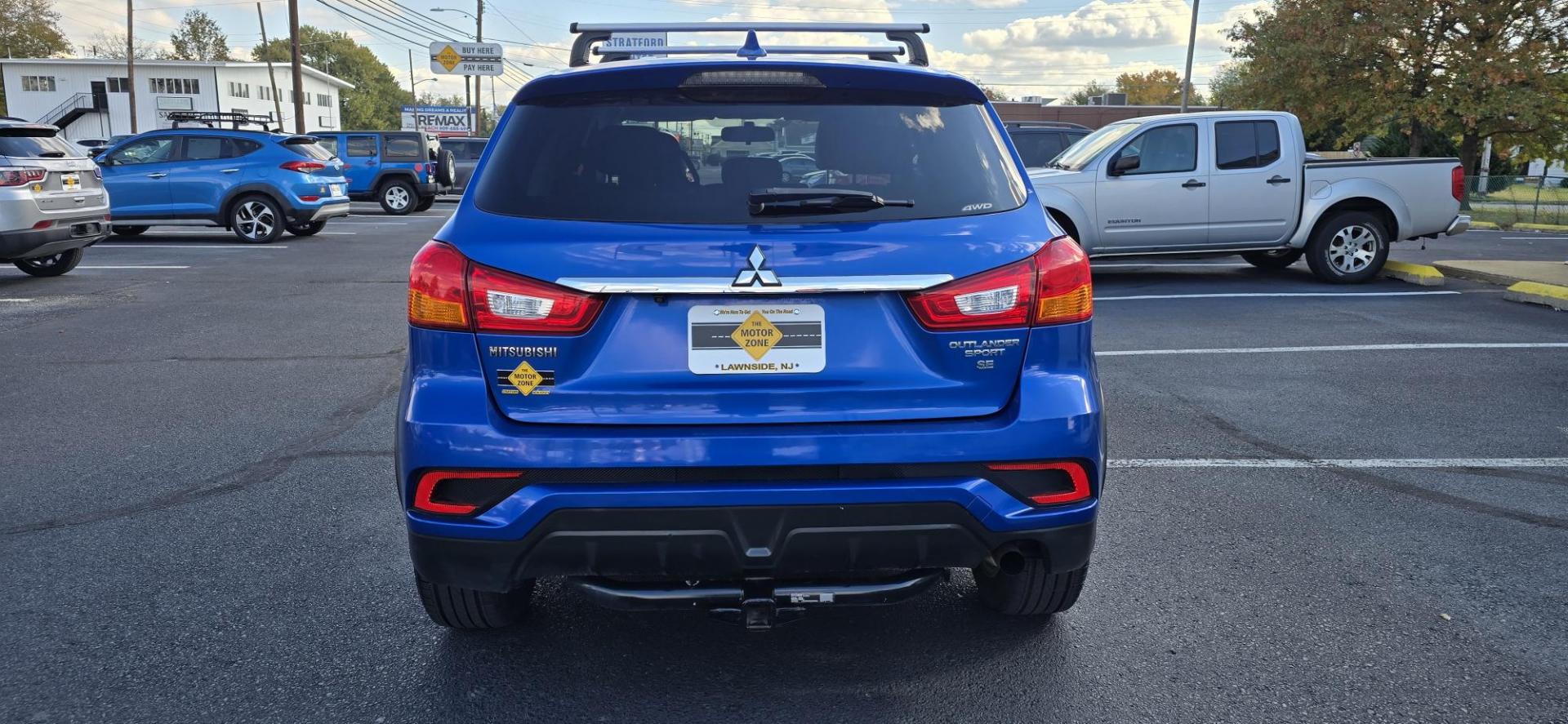 2018 Blue /BLACK Mitsubishi Outlander Sport 2.4 SE 4WD CVT (JA4AR3AW6JU) with an 2.4L L4 DOHC 16V engine, CVT transmission, located at 1010 N White Horse Pike, Stratford, NJ, 08084, (856) 262-9500, 39.838921, -75.011497 - Photo#5
