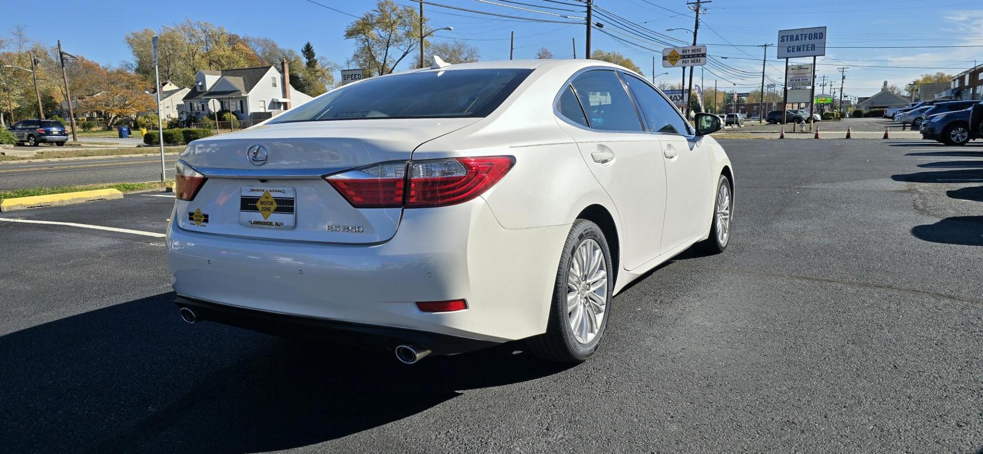 2013 STARFIRE PEARL /Tan Lexus ES 350 Sedan (JTHBK1GG7D2) with an 3.5L V6 DOHC 24V engine, 6-Speed Automatic transmission, located at 1010 N White Horse Pike, Stratford, NJ, 08084, (856) 262-9500, 39.838921, -75.011497 - Photo#2