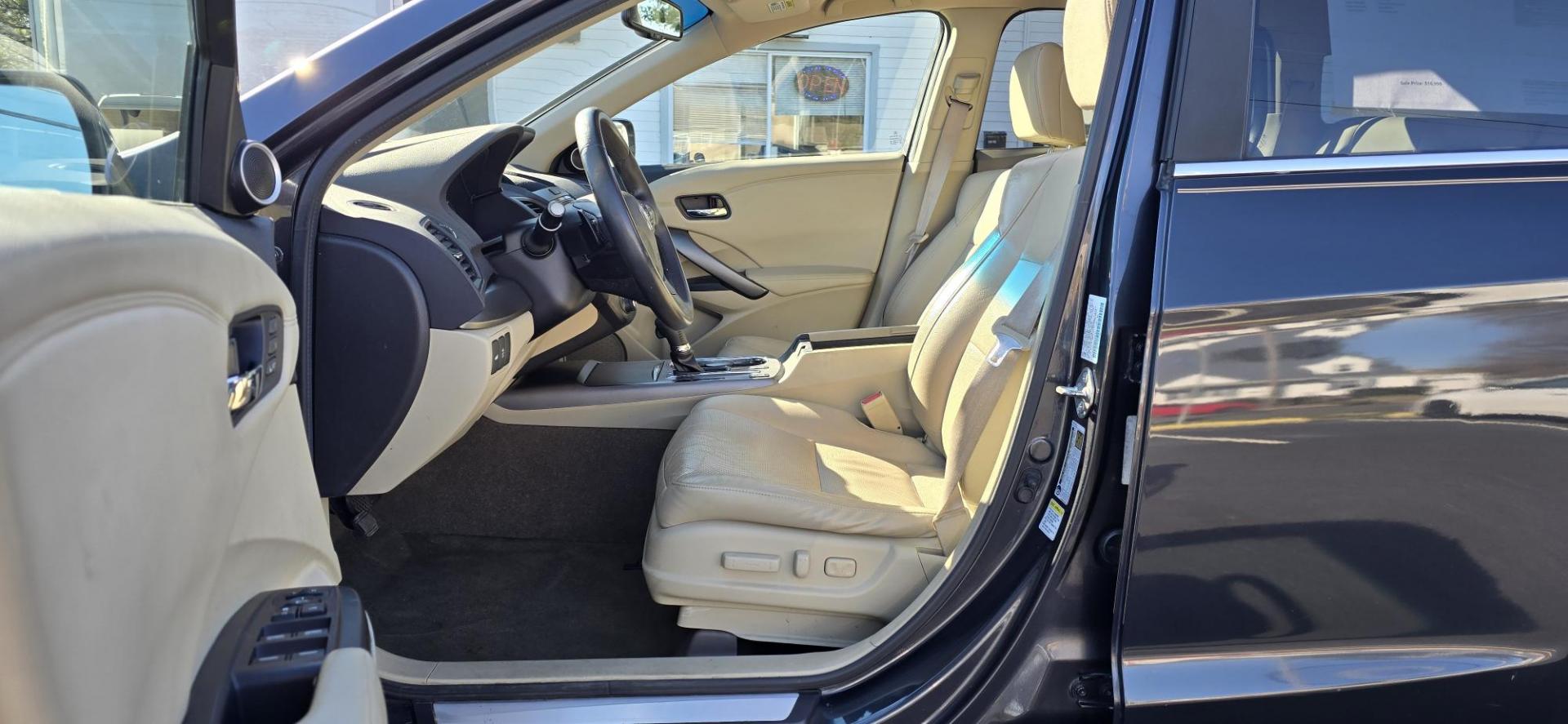 2014 Gray /Tan Leather Acura RDX 6-Spd AT AWD w/ Technology Package (5J8TB4H58EL) with an 2.3L L4 DOHC 16V engine, 6-Speed Automatic transmission, located at 1010 N White Horse Pike, Stratford, NJ, 08084, (856) 262-9500, 39.838921, -75.011497 - Photo#6