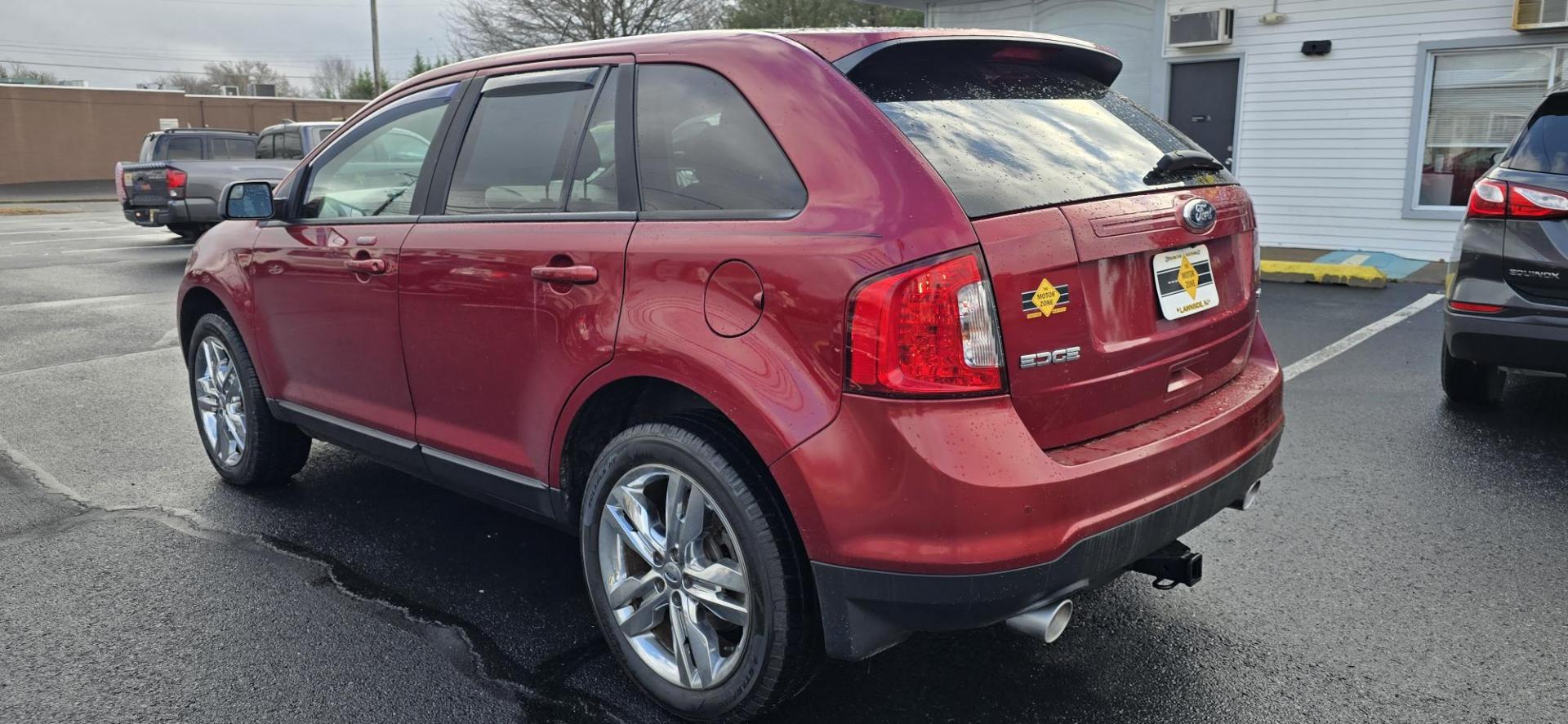 2013 Red /Black Leather Ford Edge SEL FWD (2FMDK3JC3DB) with an 3.5L V6 DOHC 24V engine, 6-Speed Automatic transmission, located at 1010 N White Horse Pike, Stratford, NJ, 08084, (856) 262-9500, 39.838921, -75.011497 - Photo#3