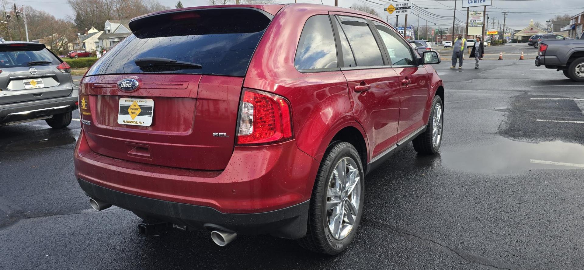 2013 Red /Black Leather Ford Edge SEL FWD (2FMDK3JC3DB) with an 3.5L V6 DOHC 24V engine, 6-Speed Automatic transmission, located at 1010 N White Horse Pike, Stratford, NJ, 08084, (856) 262-9500, 39.838921, -75.011497 - Photo#2